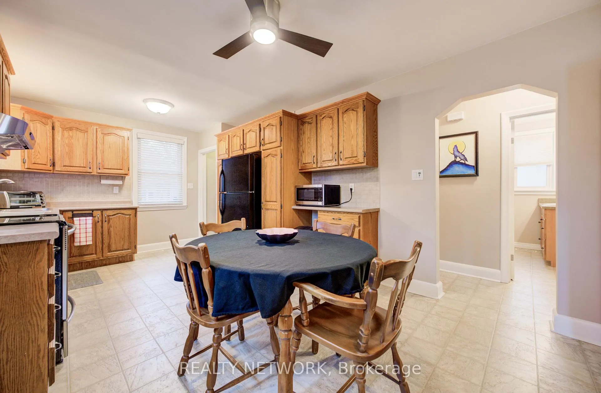 Photo 10 of 143 Rosedale Avenue, Hamilton, Rosedale — HOMEH