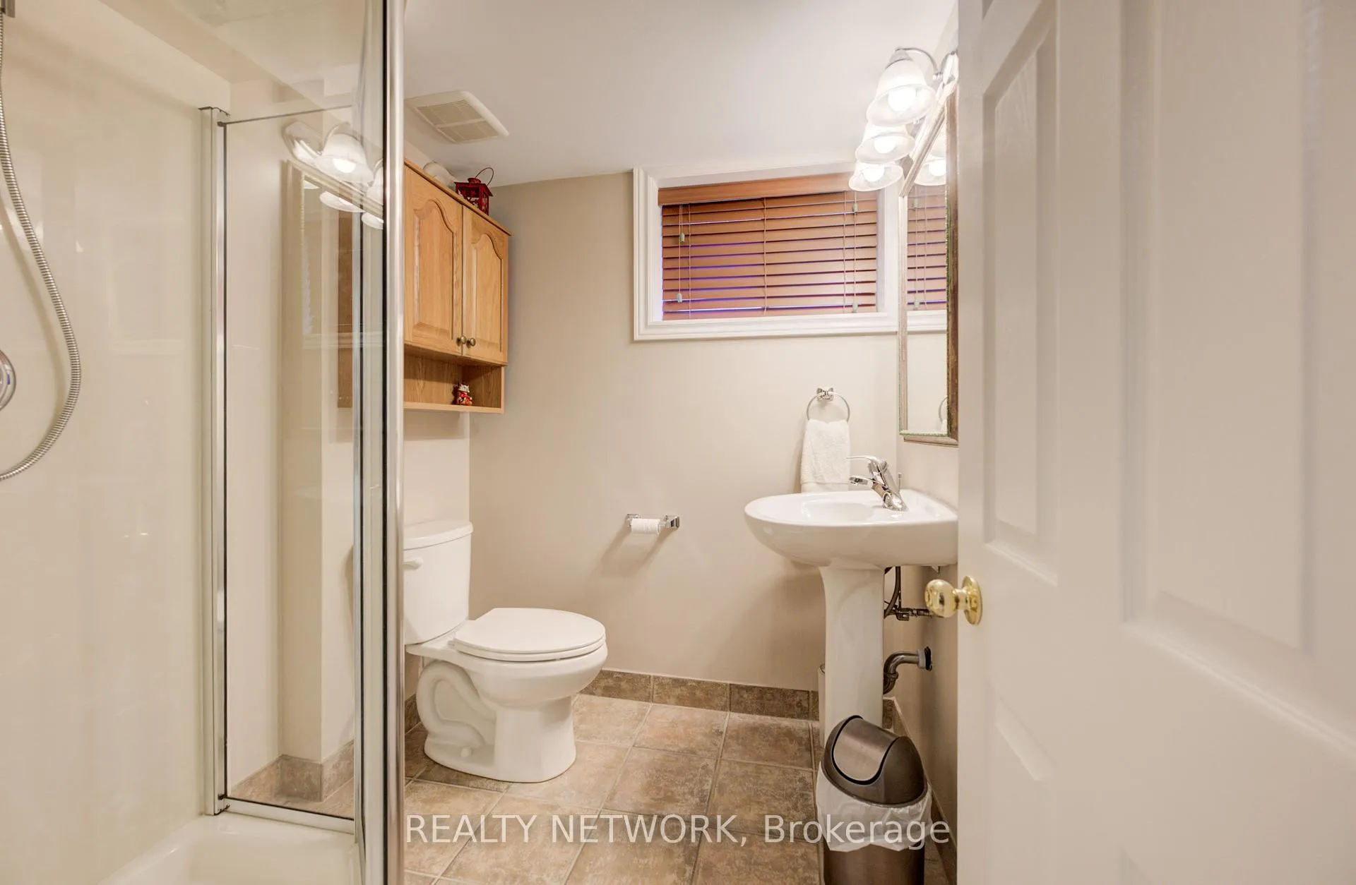Photo 29 of 143 Rosedale Avenue, Hamilton, Rosedale — HOMEH