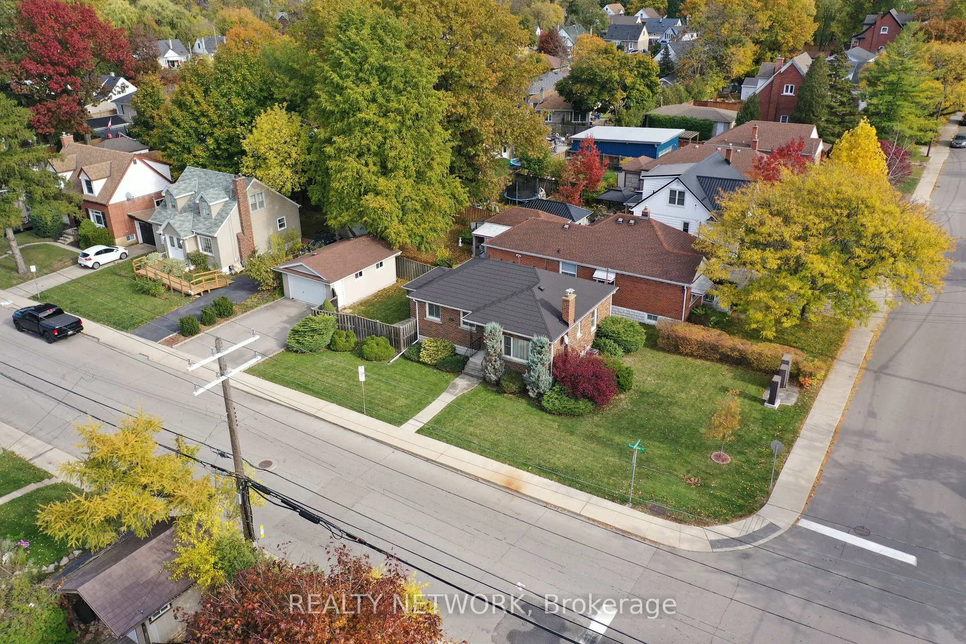 Photo 39 of 143 Rosedale Avenue, Hamilton, Rosedale — HOMEH