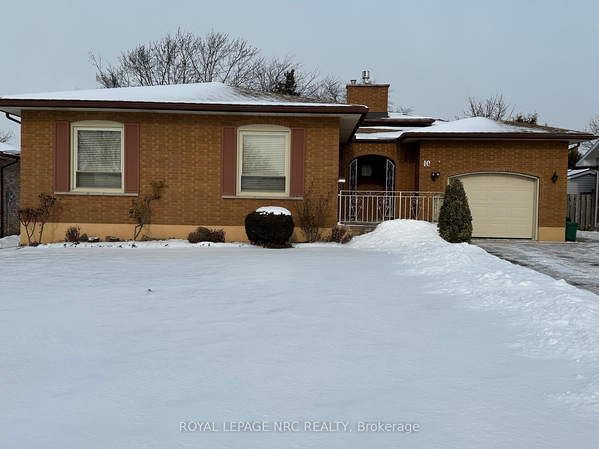 Photo 1 of 10 Mcdonagh Crescent, Thorold, Confederation Heights — HOMEH