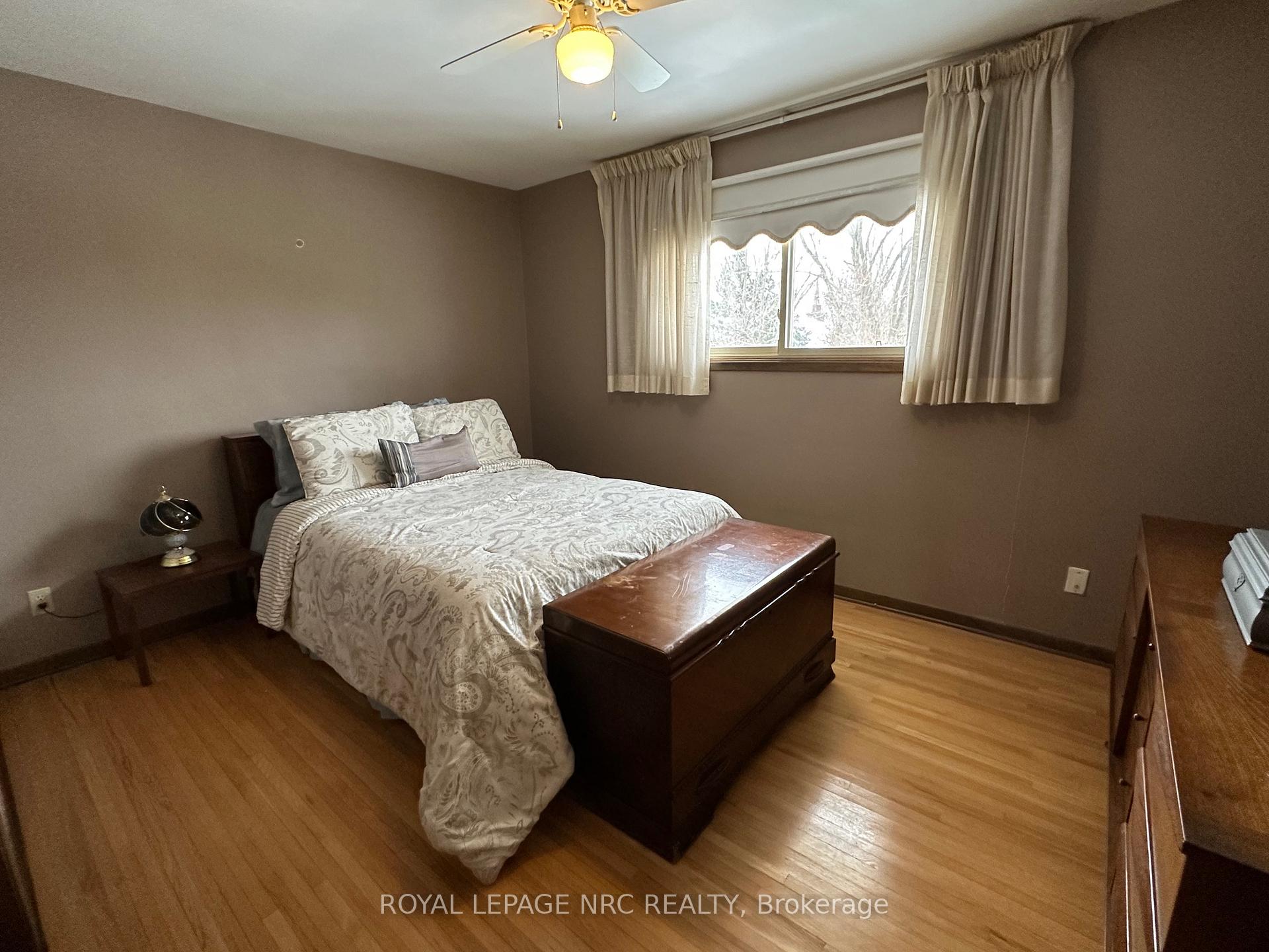 Photo 11 of 10 Mcdonagh Crescent, Thorold, Confederation Heights — HOMEH