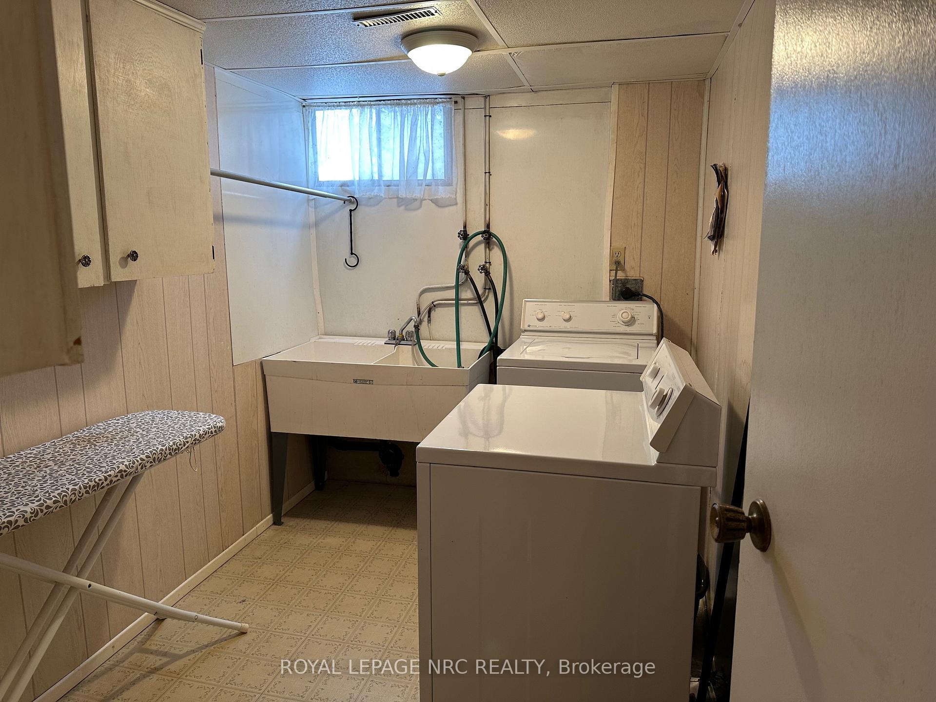 Photo 20 of 10 Mcdonagh Crescent, Thorold, Confederation Heights — HOMEH