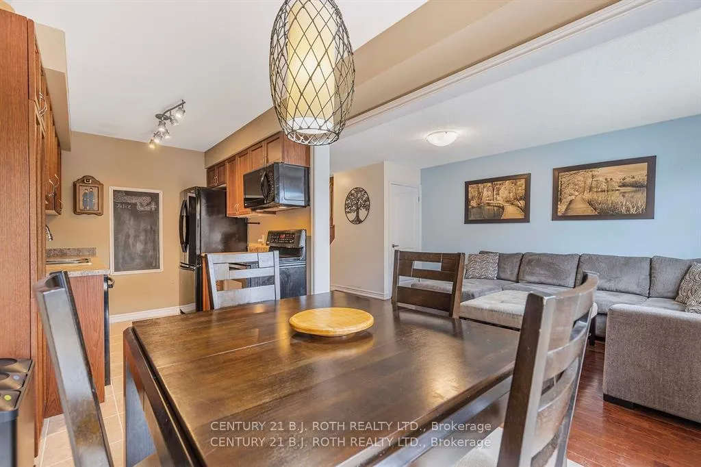 Photo 6 of Unit 88, 24 Southwoods Crescent, Barrie, Holly — HOMEH
