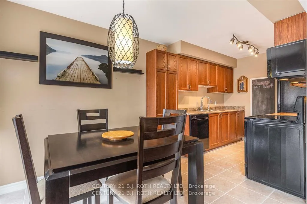 Photo 7 of Unit 88, 24 Southwoods Crescent, Barrie, Holly — HOMEH
