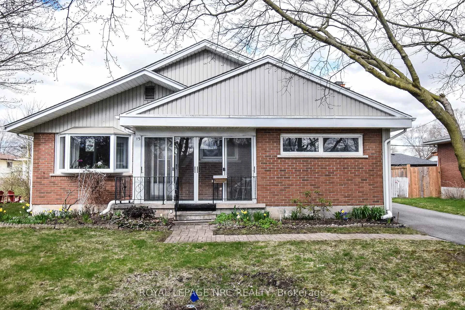 Photo 3 of 13 Westmount Crescent, Welland, Prince Charles — HOMEH