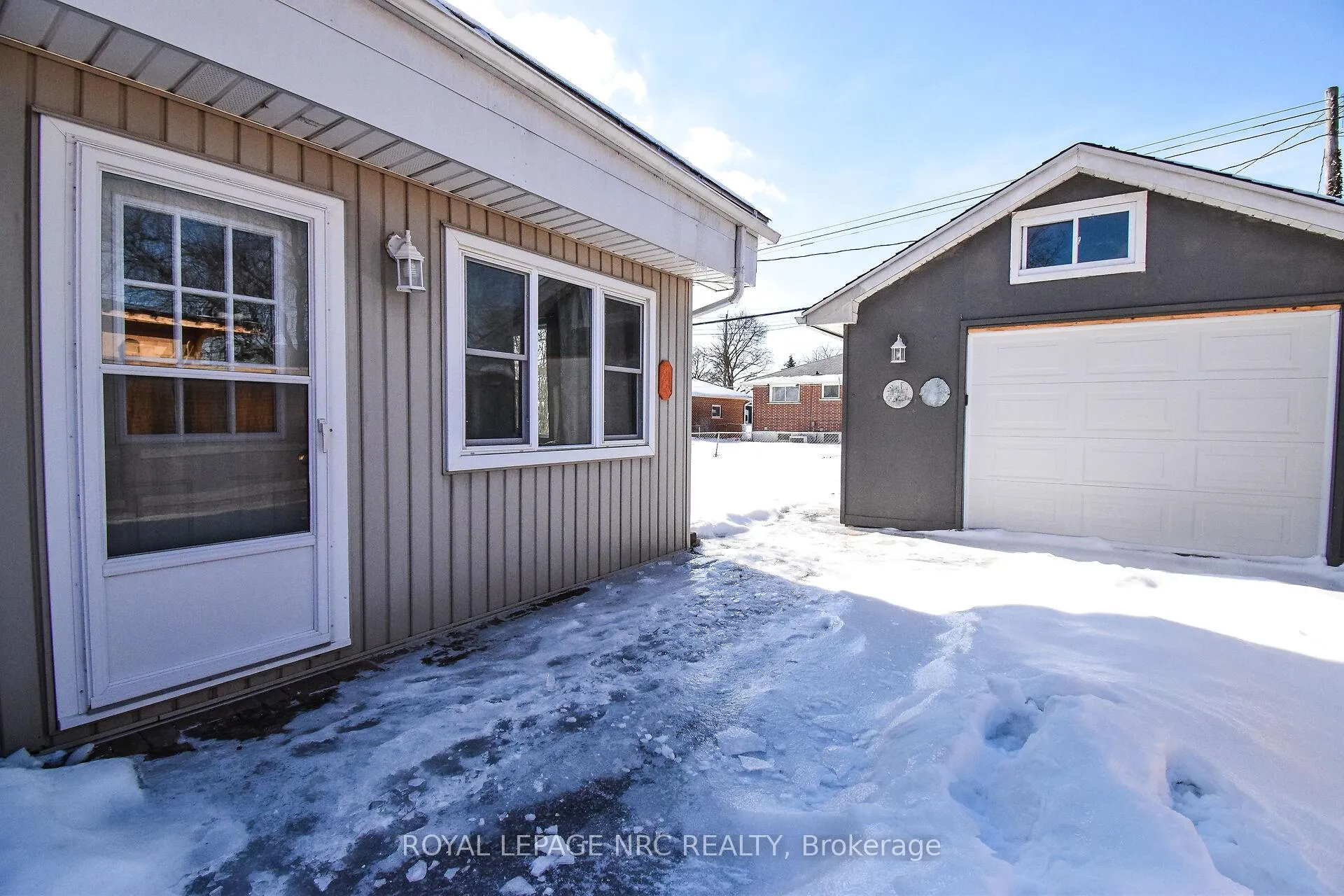 Photo 6 of 13 Westmount Crescent, Welland, Prince Charles — HOMEH