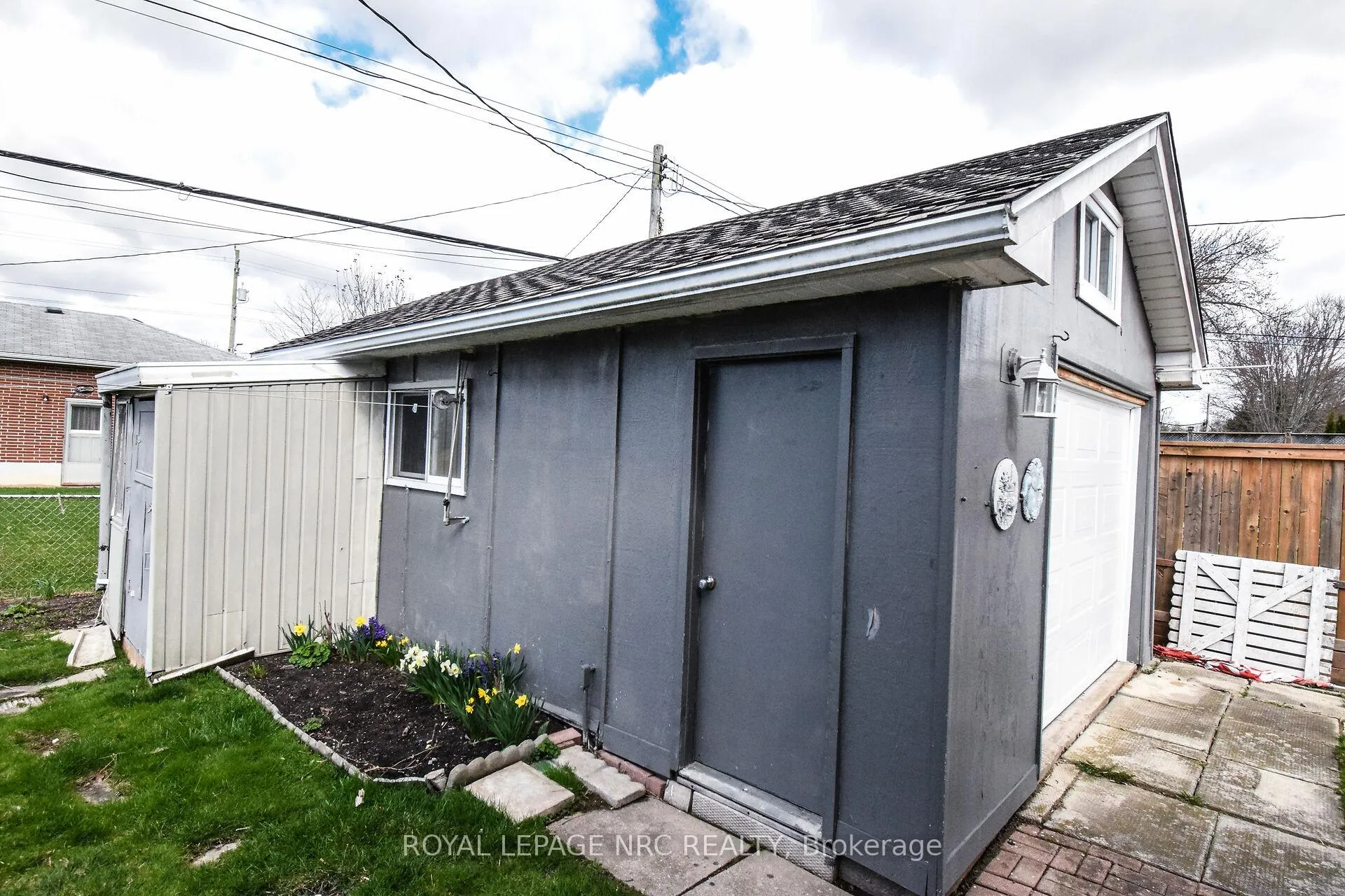 Photo 8 of 13 Westmount Crescent, Welland, Prince Charles — HOMEH