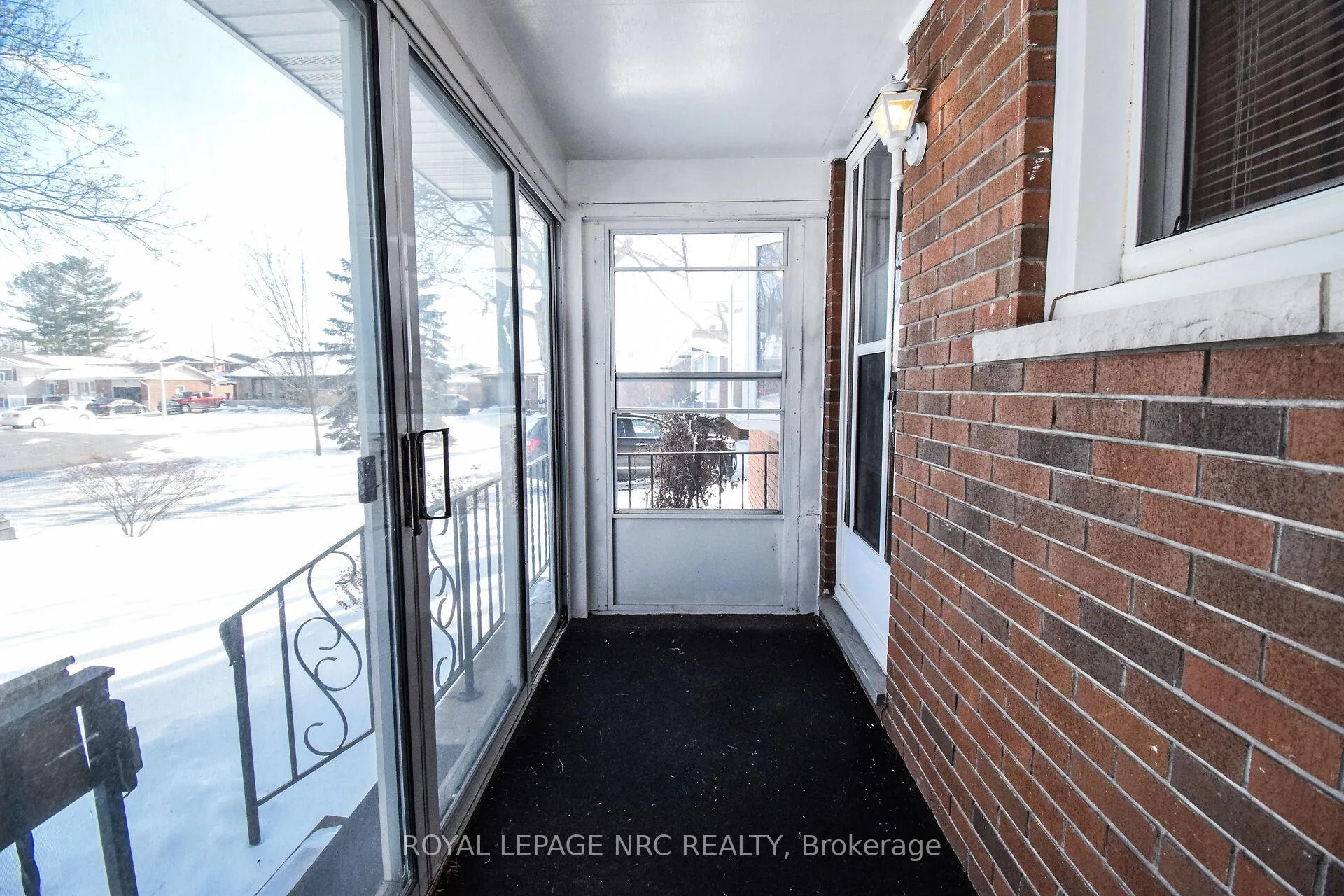 Photo 12 of 13 Westmount Crescent, Welland, Prince Charles — HOMEH