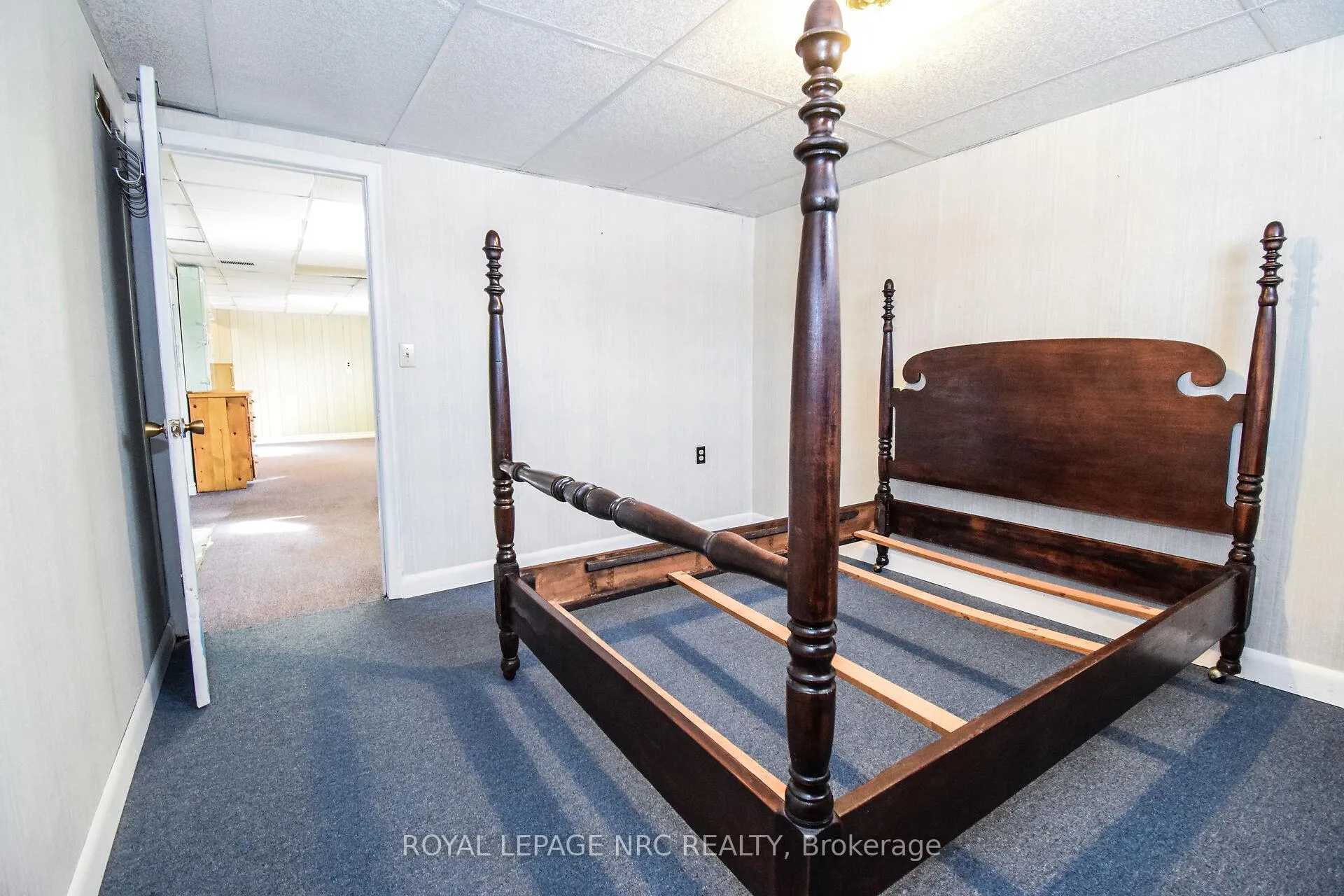 Photo 32 of 13 Westmount Crescent, Welland, Prince Charles — HOMEH