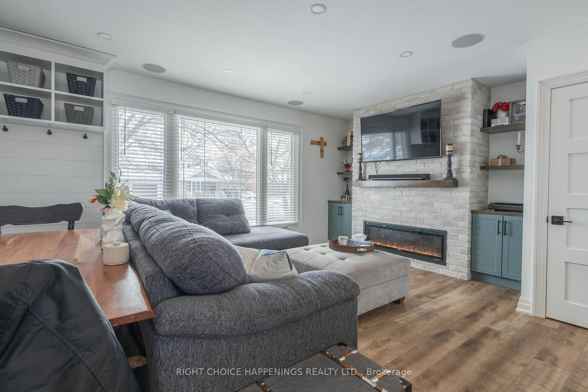 Photo 5 of 14 Thompson Avenue, Thorold, Thorold Downtown — HOMEH