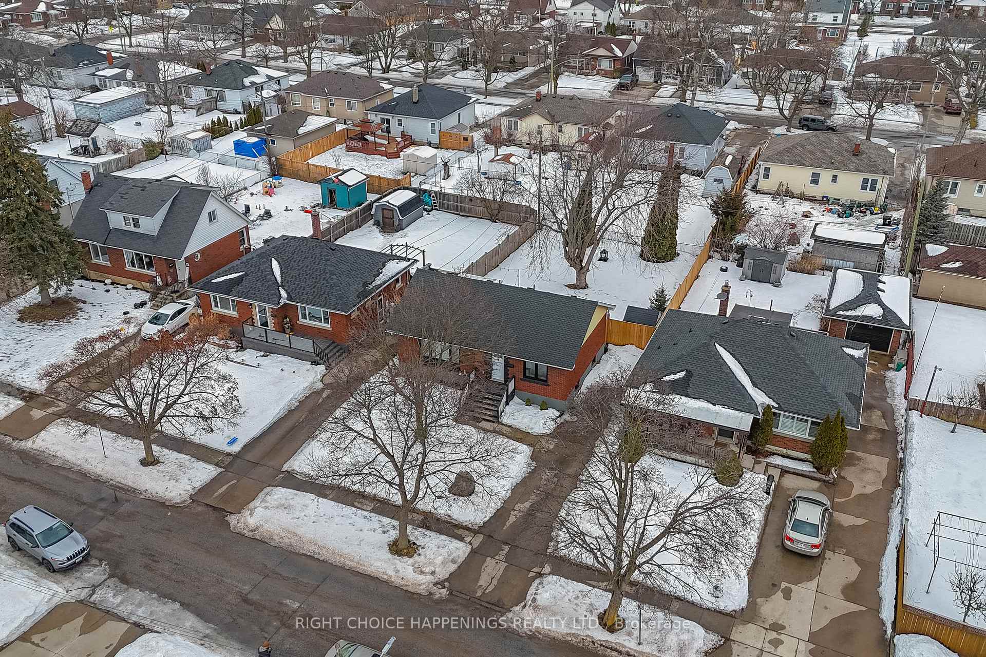 Photo 21 of 14 Thompson Avenue, Thorold, Thorold Downtown — HOMEH