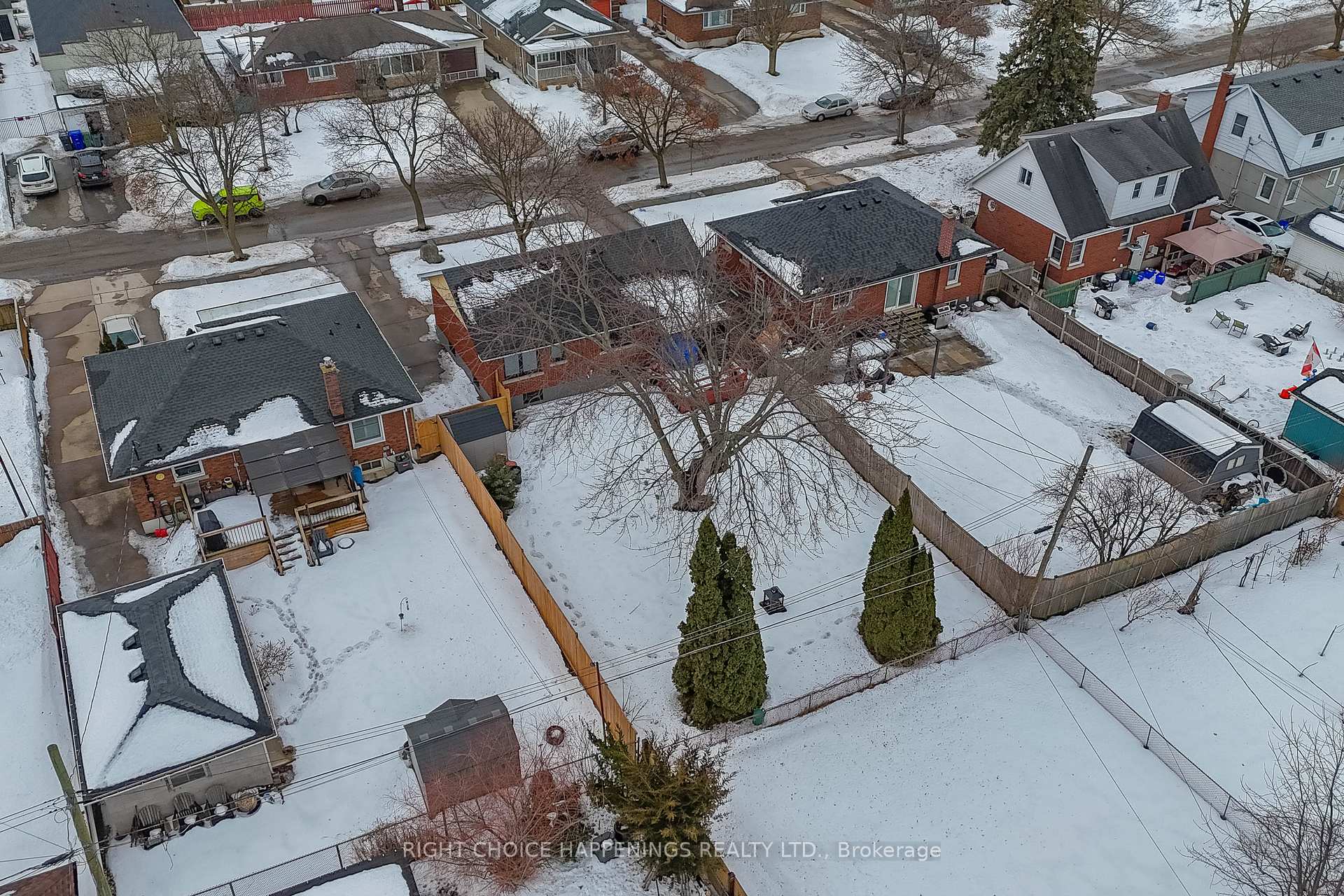 Photo 22 of 14 Thompson Avenue, Thorold, Thorold Downtown — HOMEH
