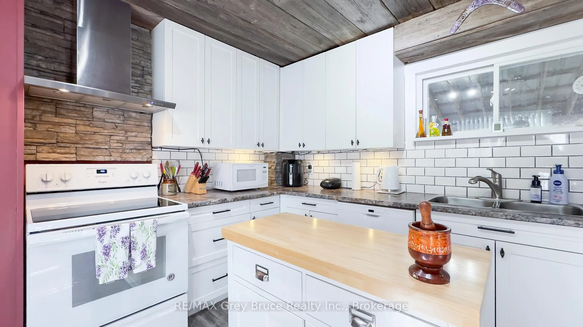 Photo 17 of 173 5th Avenue SW, Arran-Elderslie — HOMEH