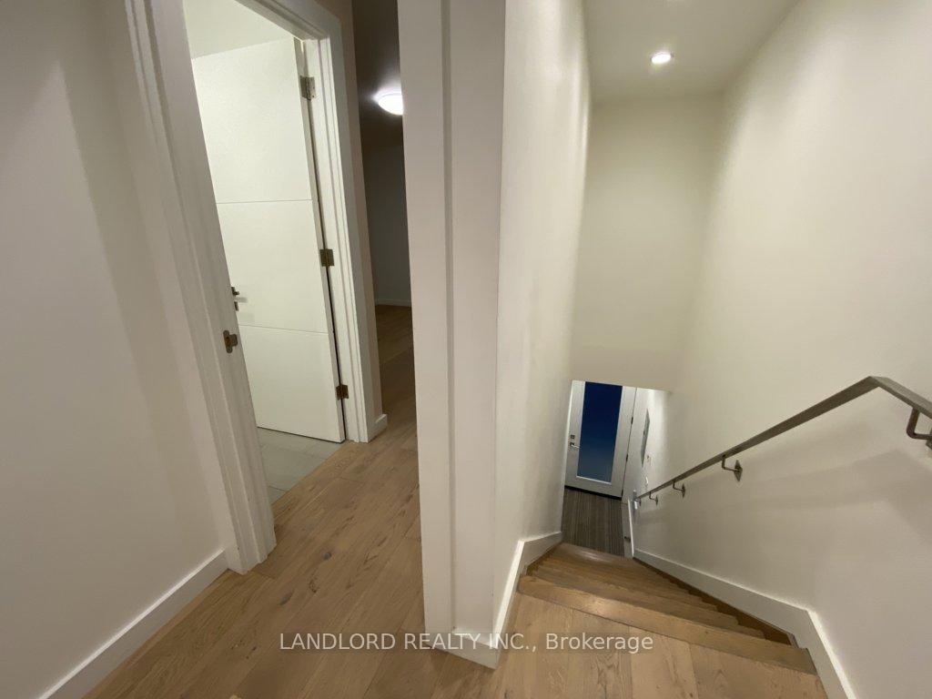 Photo 12 of Unit Upper, 182 Grace Street, Toronto, Palmerston-Little Italy — HOMEH