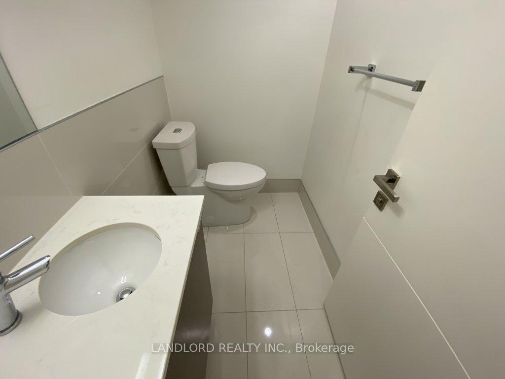 Photo 15 of Unit Upper, 182 Grace Street, Toronto, Palmerston-Little Italy — HOMEH