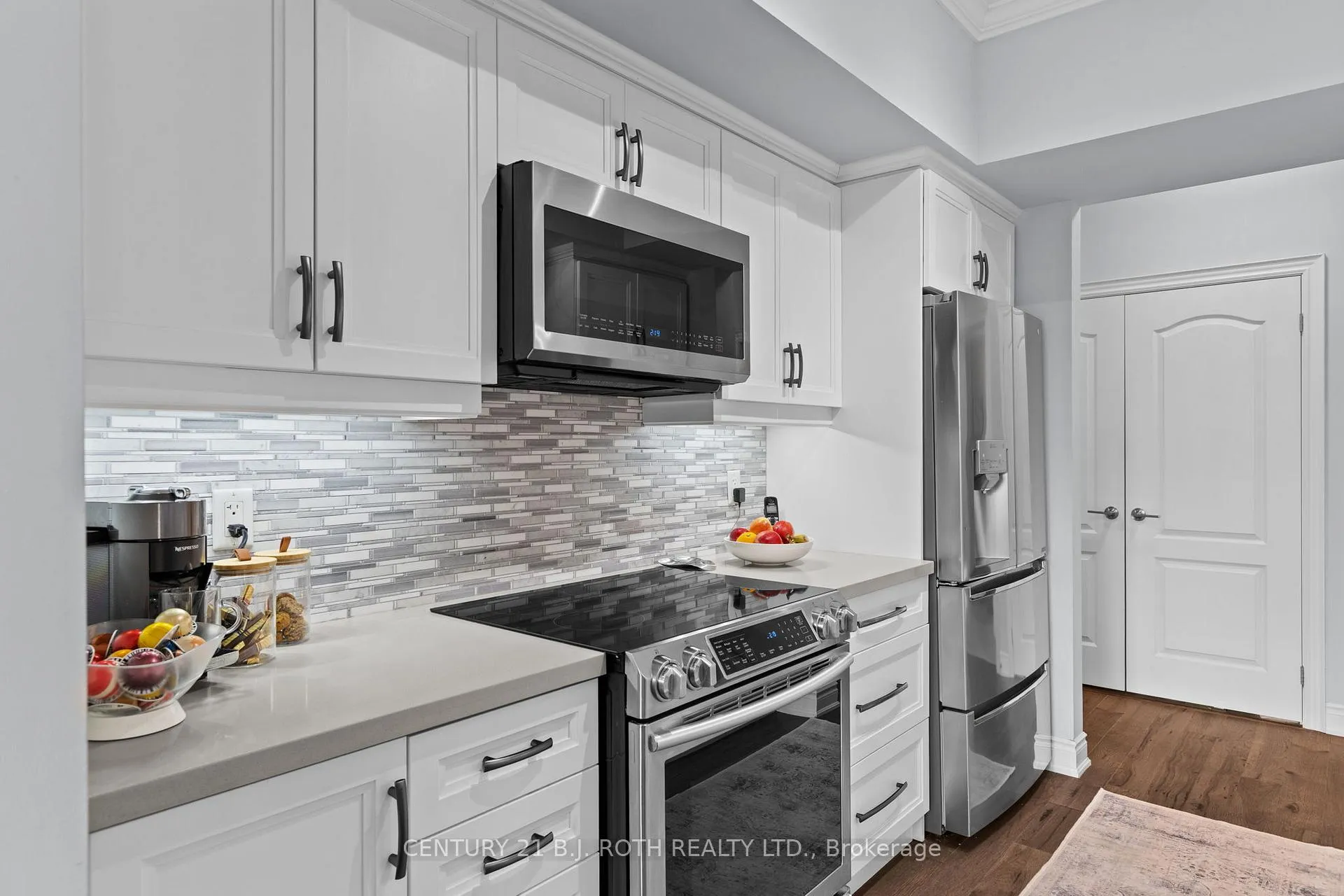 Photo 11 of Unit 412, 44 Ferndale Drive S, Barrie, Ardagh — HOMEH