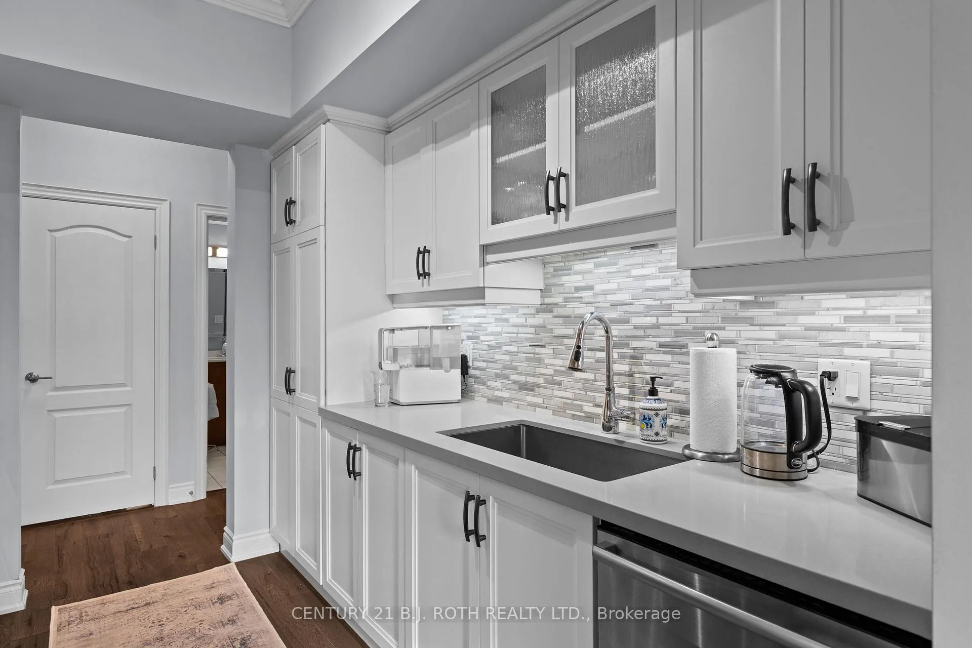 Photo 12 of Unit 412, 44 Ferndale Drive S, Barrie, Ardagh — HOMEH