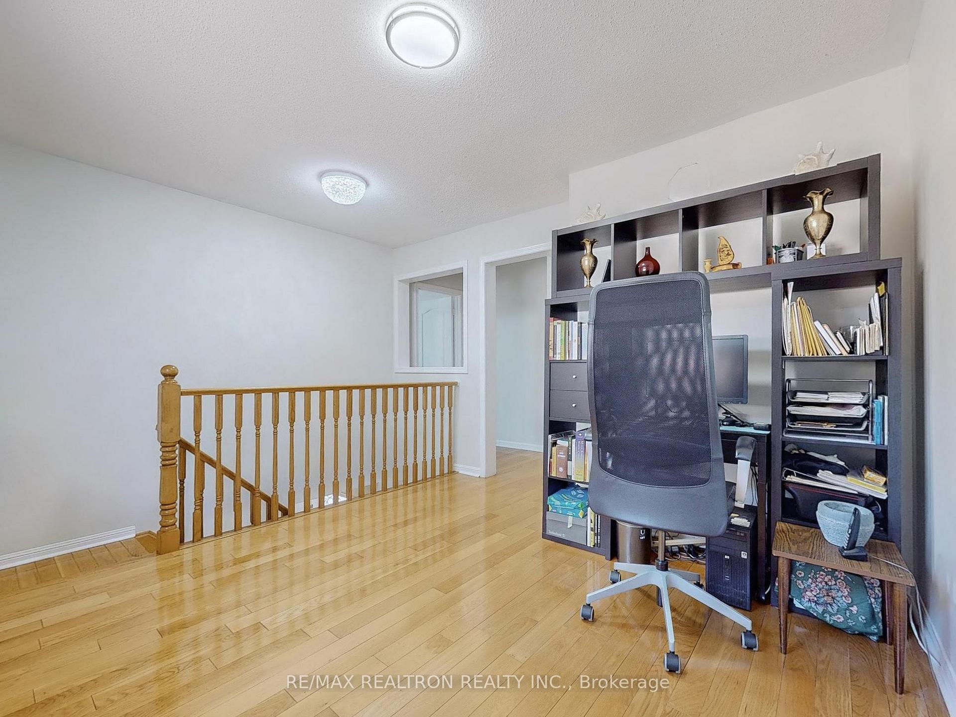Photo 20 of 47 Skipperhill Crescent, Scarborough, Rouge — HOMEH