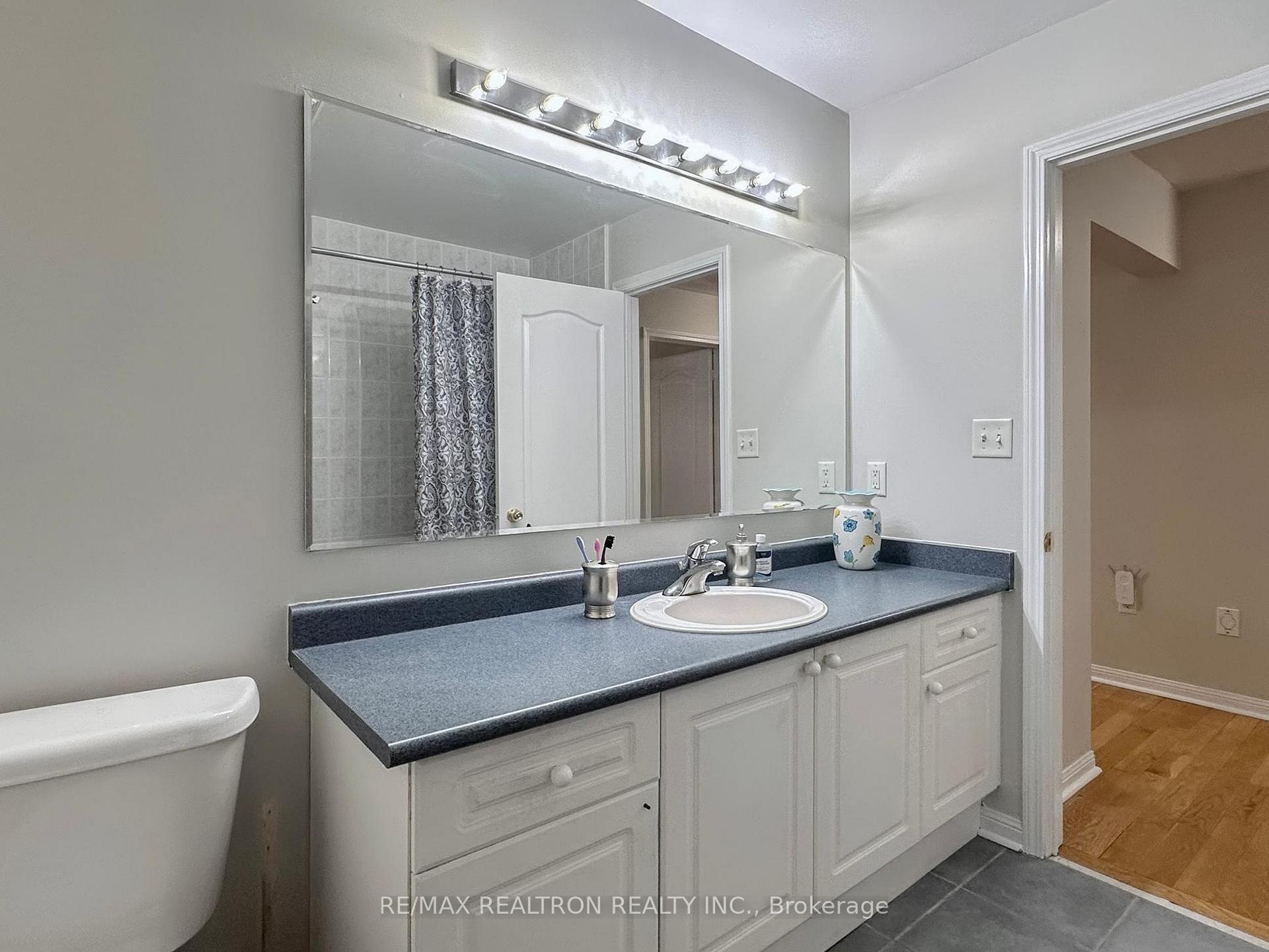 Photo 31 of 47 Skipperhill Crescent, Scarborough, Rouge — HOMEH