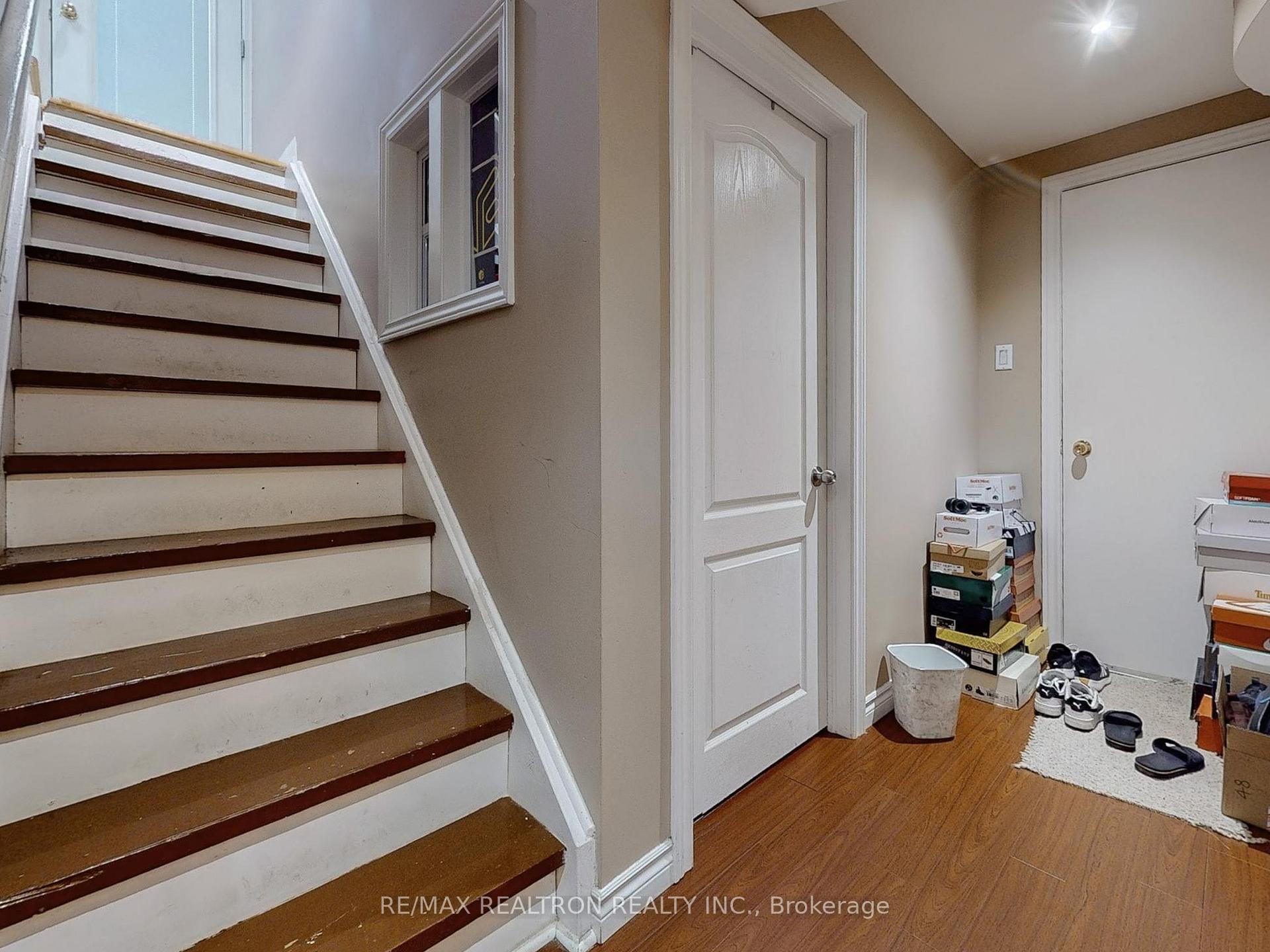 Photo 32 of 47 Skipperhill Crescent, Scarborough, Rouge — HOMEH