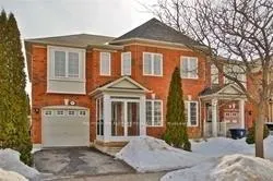 Front of 91 Trumpeter Street W