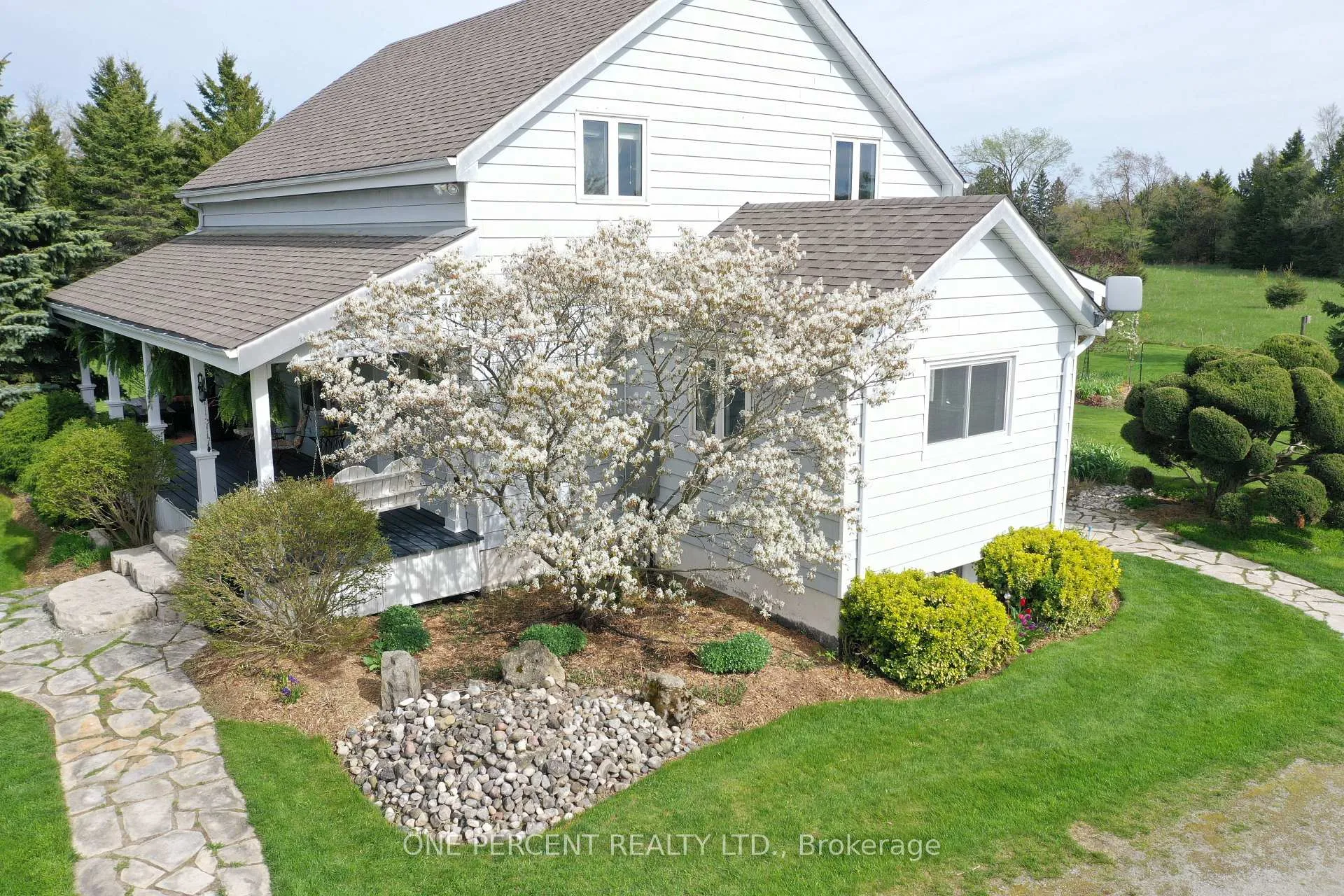 Photo 4 of 18234 Mississauga Road, Caledon, Rural Caledon — HOMEH