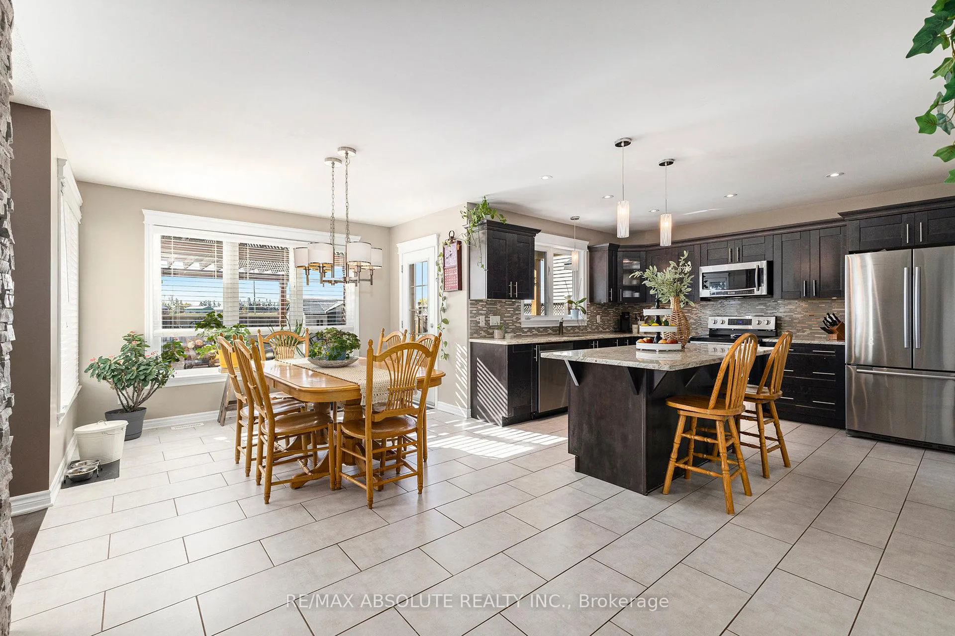 Photo 11 of 205 Arthur Street, Arnprior — HOMEH