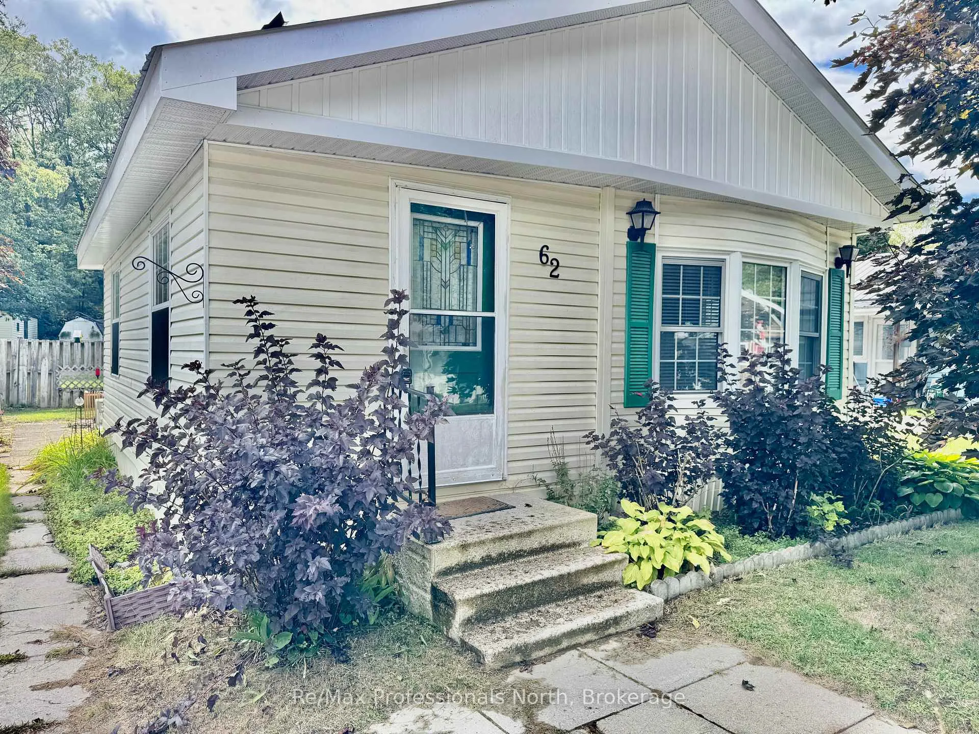 Photo 2 of Unit 62, 1007 Racoon Road, Gravenhurst, Morrison — HOMEH
