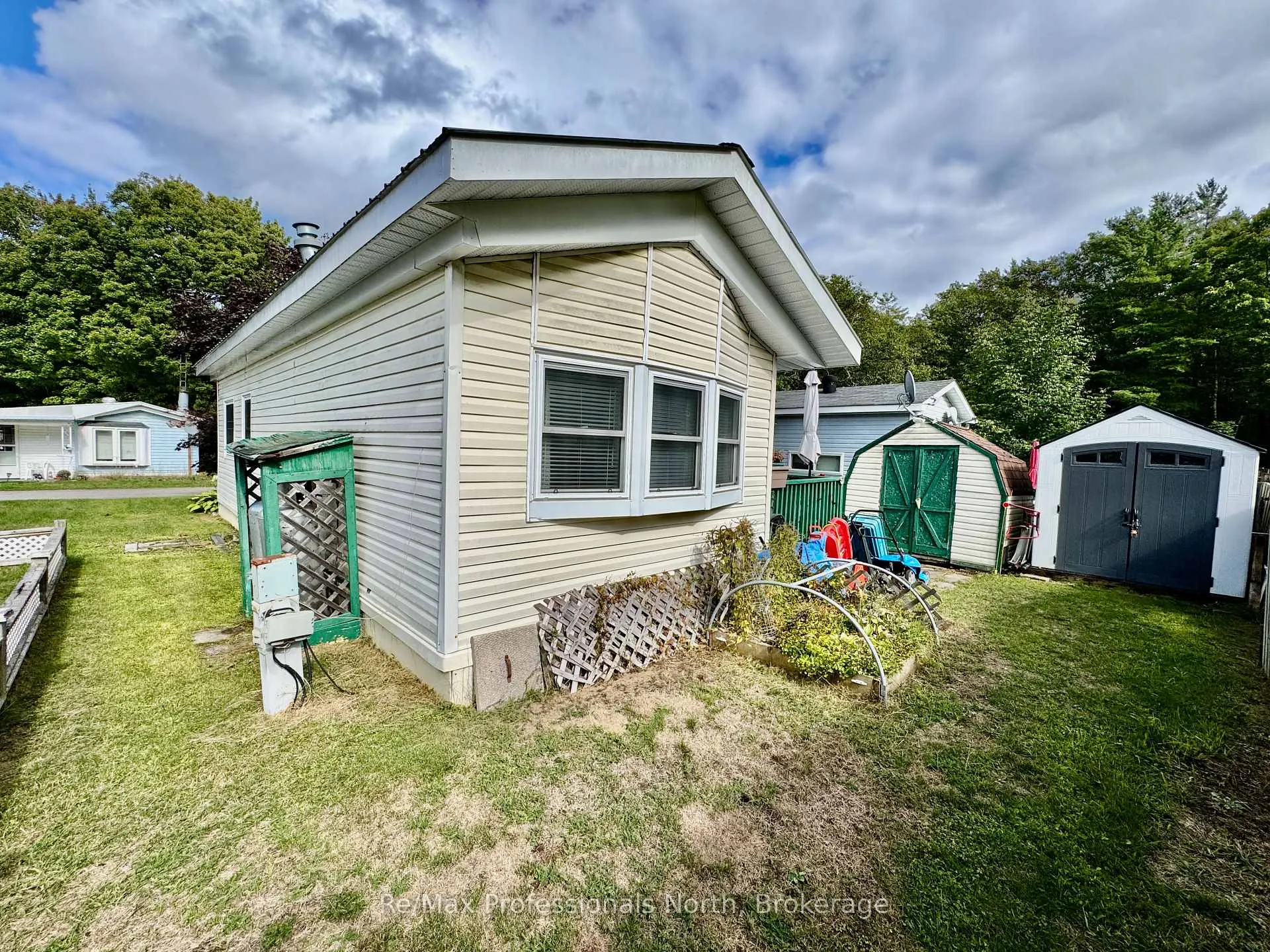 Photo 4 of Unit 62, 1007 Racoon Road, Gravenhurst, Morrison — HOMEH