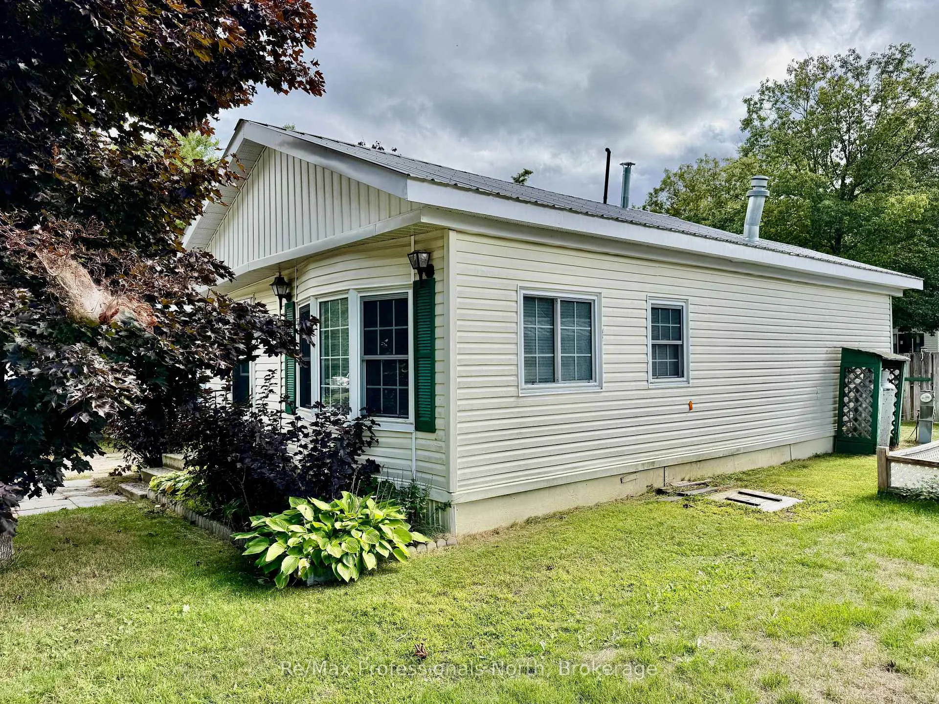 Photo 5 of Unit 62, 1007 Racoon Road, Gravenhurst, Morrison — HOMEH