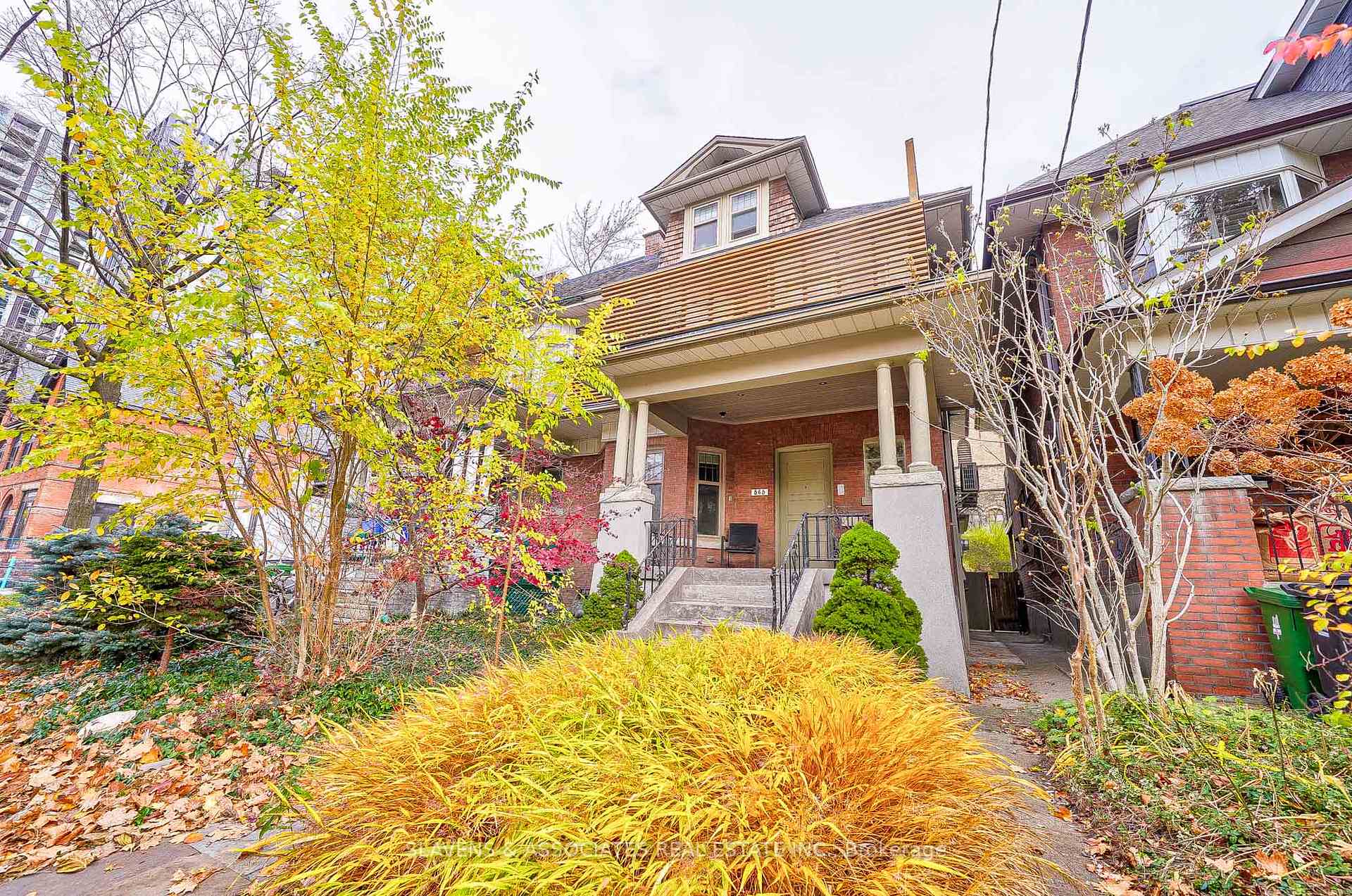 Photo 1 of Unit Upper, 565 Markham Street, Toronto, Palmerston-Little Italy — HOMEH
