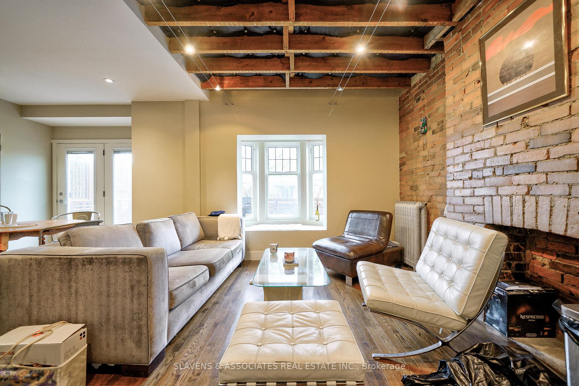 Photo 3 of Unit Upper, 565 Markham Street, Toronto, Palmerston-Little Italy — HOMEH