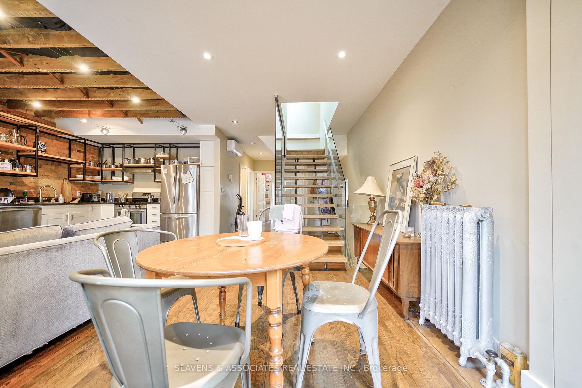 Photo 9 of Unit Upper, 565 Markham Street, Toronto, Palmerston-Little Italy — HOMEH