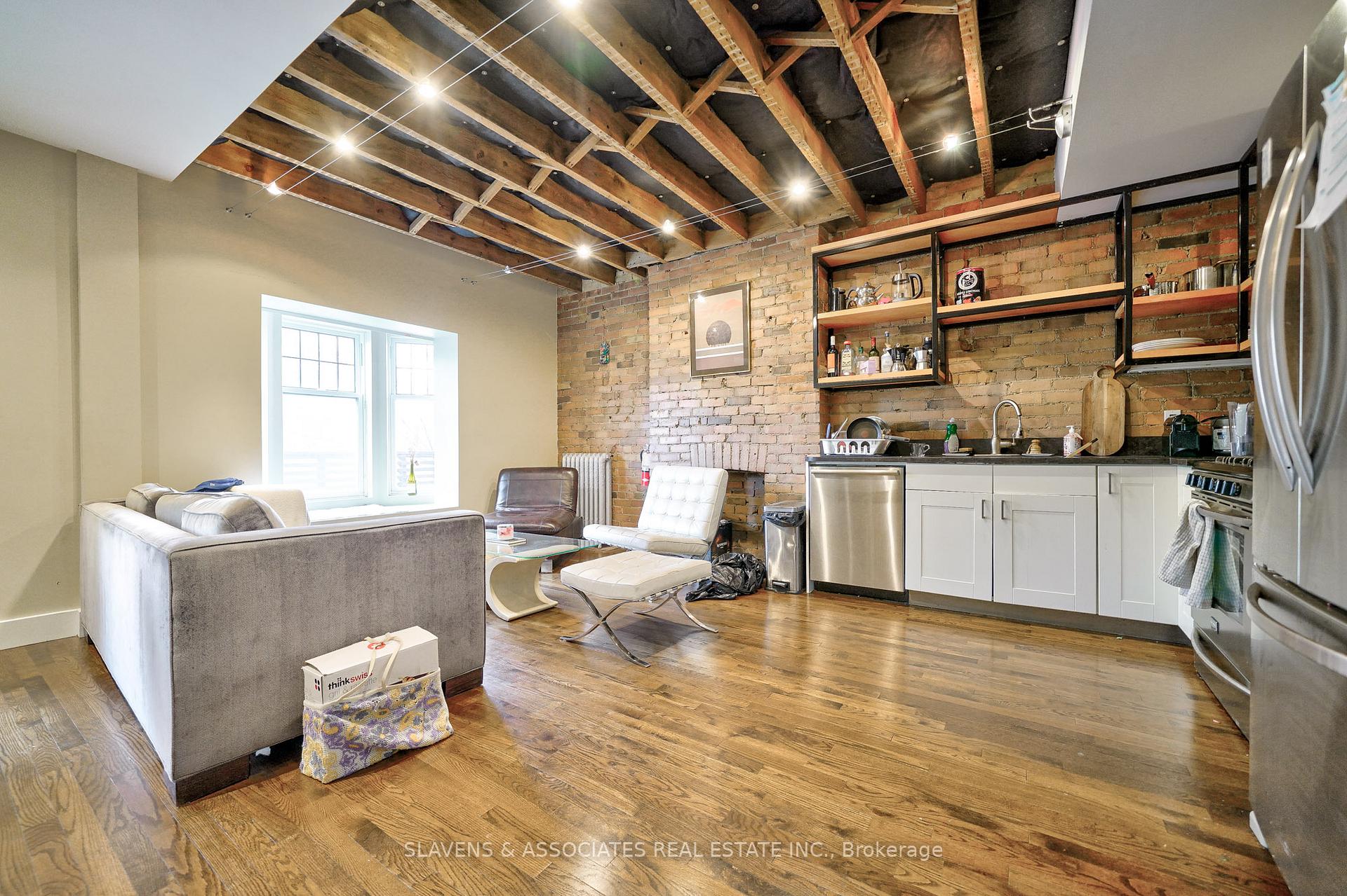 Photo 10 of Unit Upper, 565 Markham Street, Toronto, Palmerston-Little Italy — HOMEH