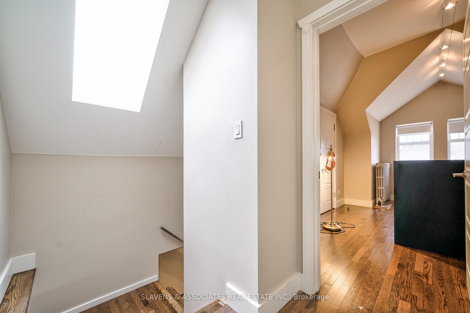 Photo 23 of Unit Upper, 565 Markham Street, Toronto, Palmerston-Little Italy — HOMEH