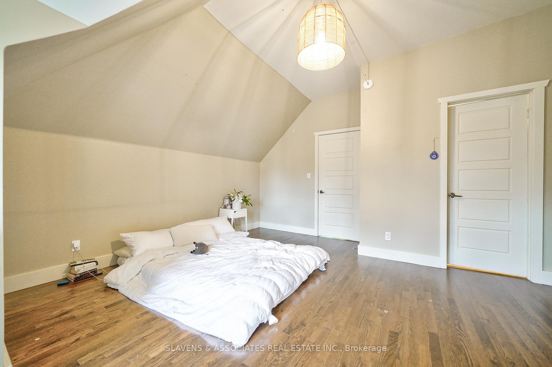 Photo 28 of Unit Upper, 565 Markham Street, Toronto, Palmerston-Little Italy — HOMEH