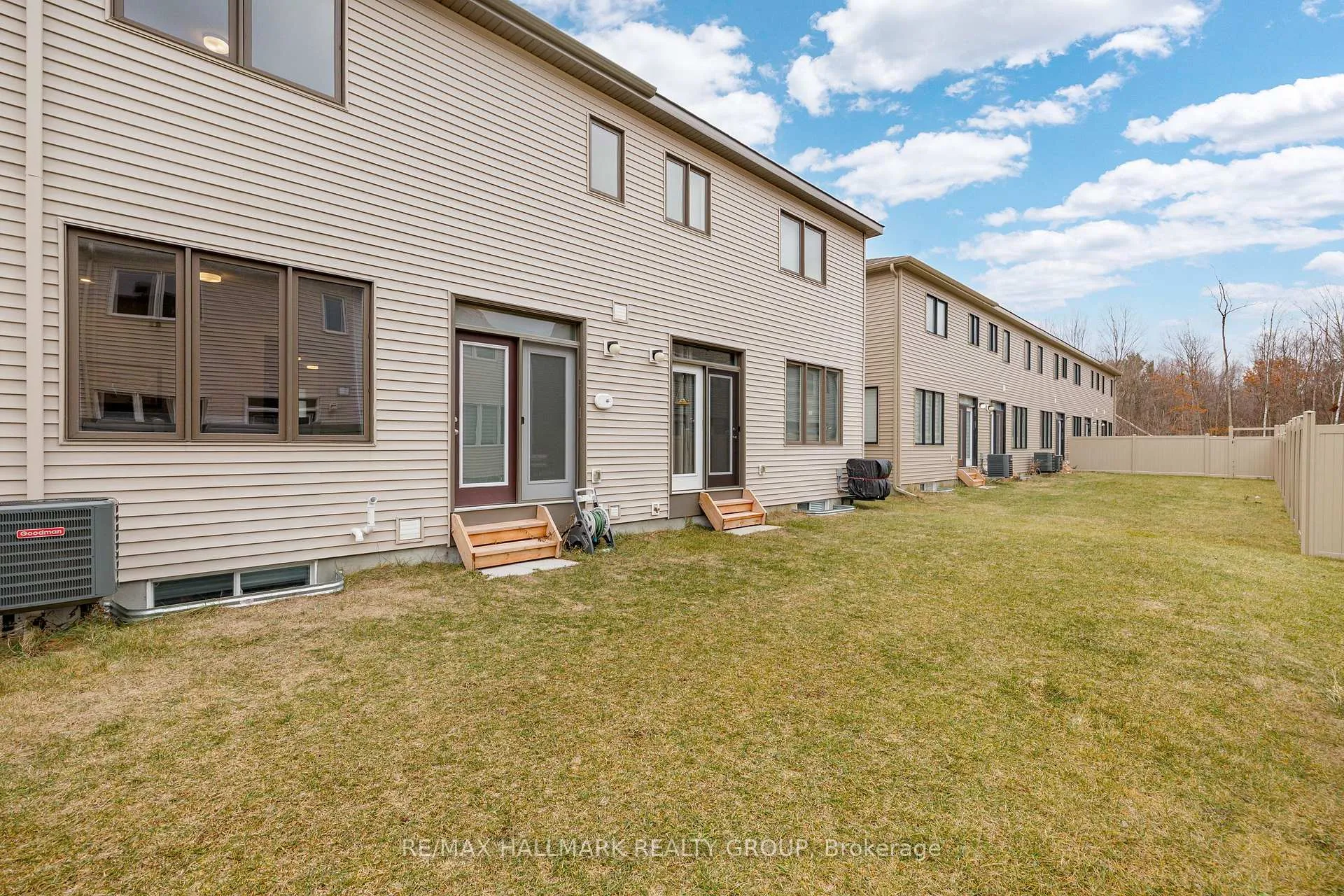 Photo 422 of 1076 Curraglass Walk, Ottawa, Kanata - Katimavik — HOMEH