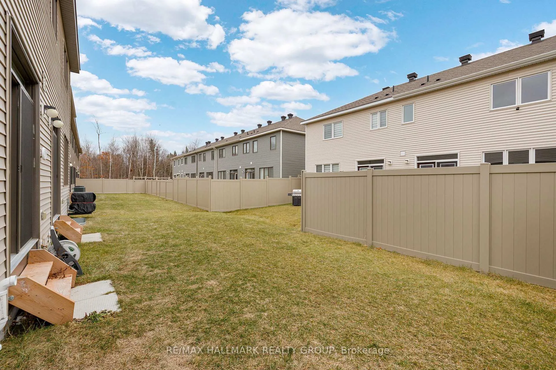 Photo 432 of 1076 Curraglass Walk, Ottawa, Kanata - Katimavik — HOMEH