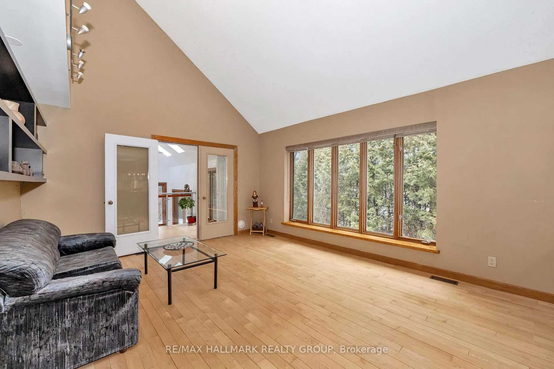 Photo 153 of 42 Twilight (Davidson) Crescent, Ottawa, Rothwell Heights — HOMEH