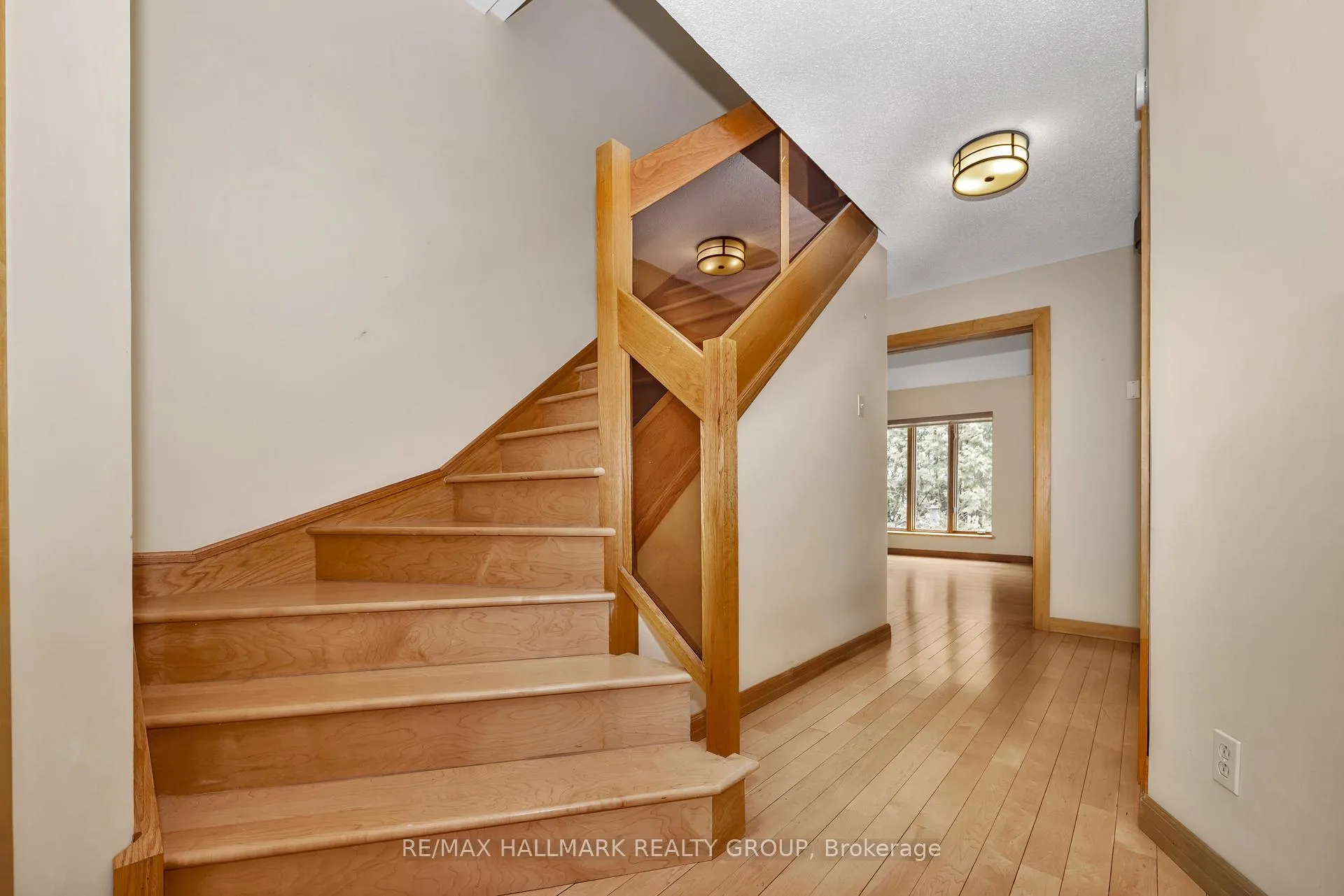 Photo 208 of 42 Twilight (Davidson) Crescent, Ottawa, Rothwell Heights — HOMEH