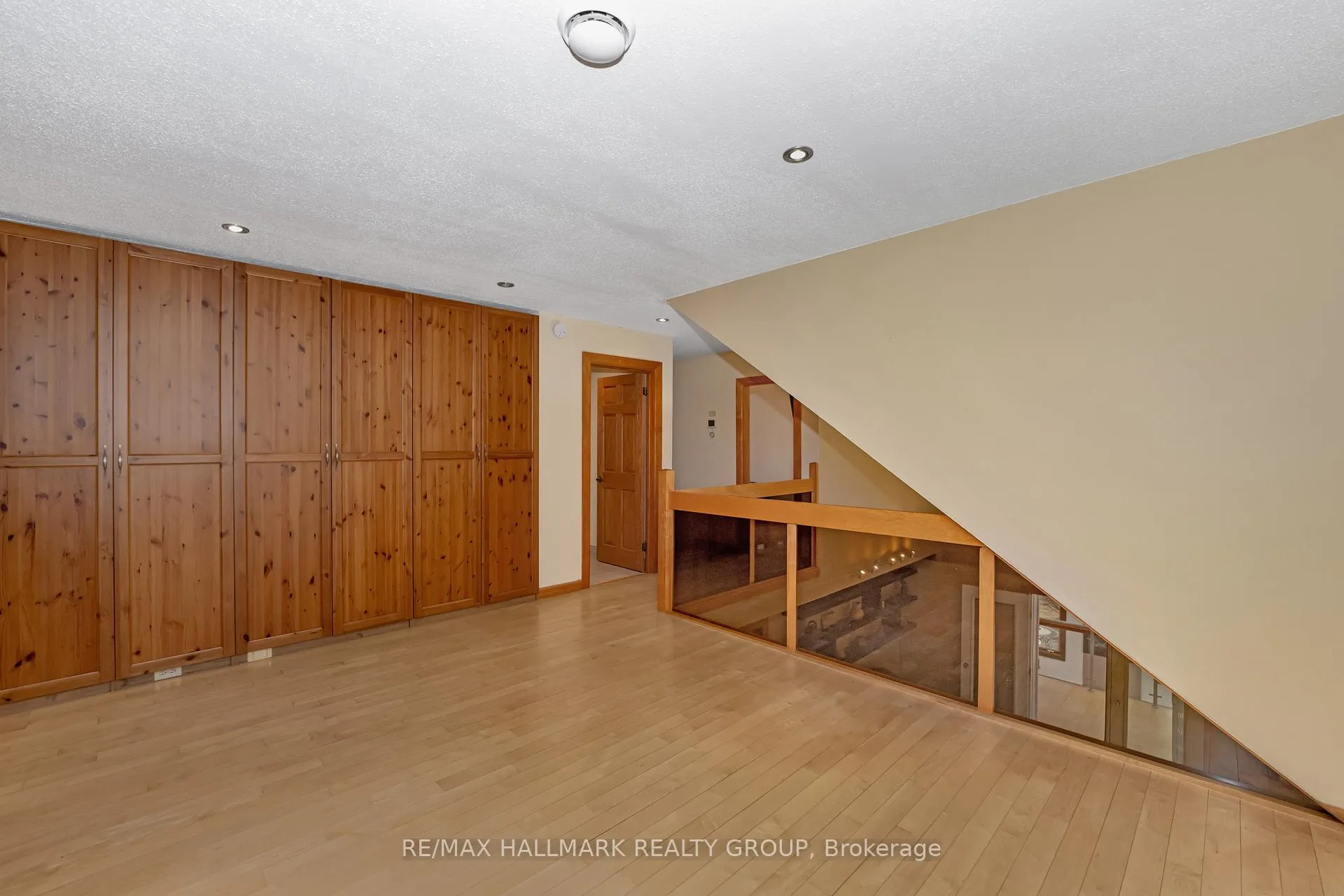 Photo 261 of 42 Twilight (Davidson) Crescent, Ottawa, Rothwell Heights — HOMEH