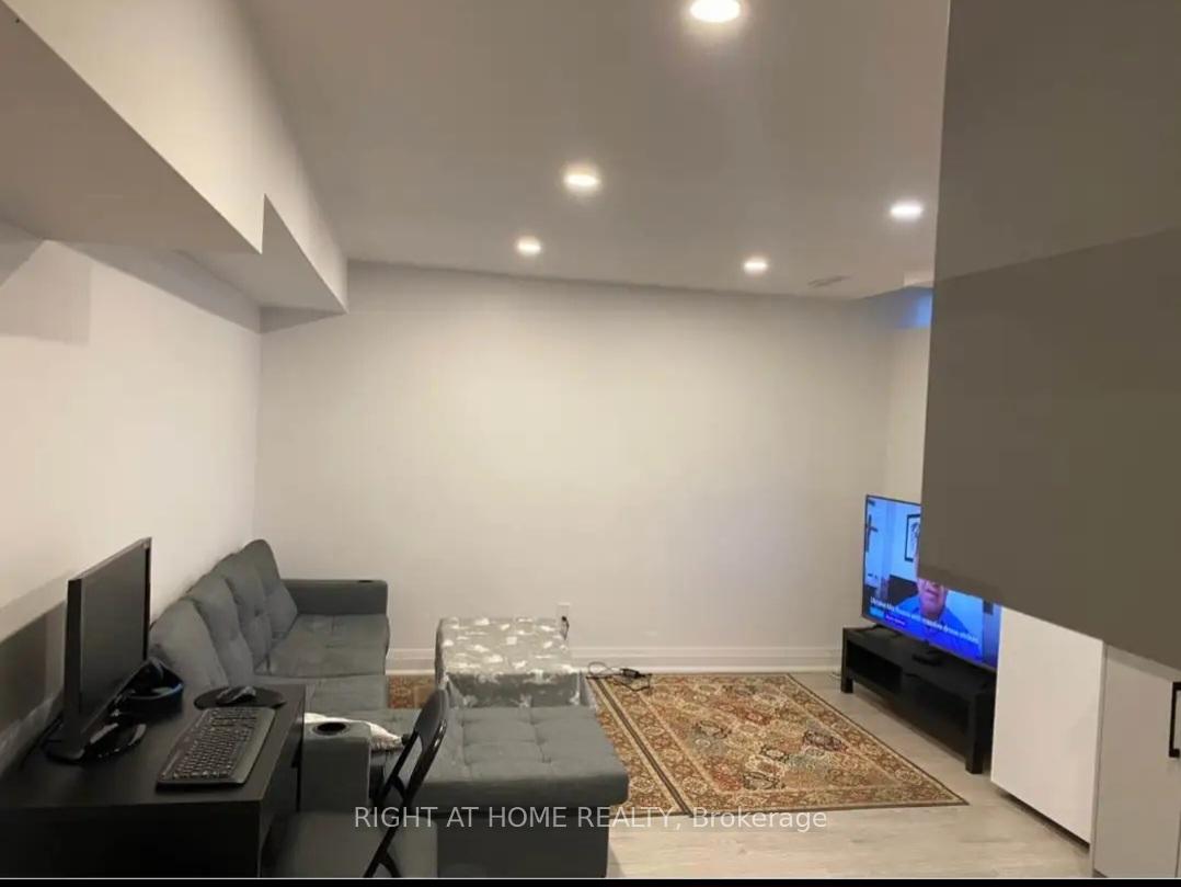 Photo 2 of 11133 Sheppard Avenue E, Scarborough, Rouge — HOMEH