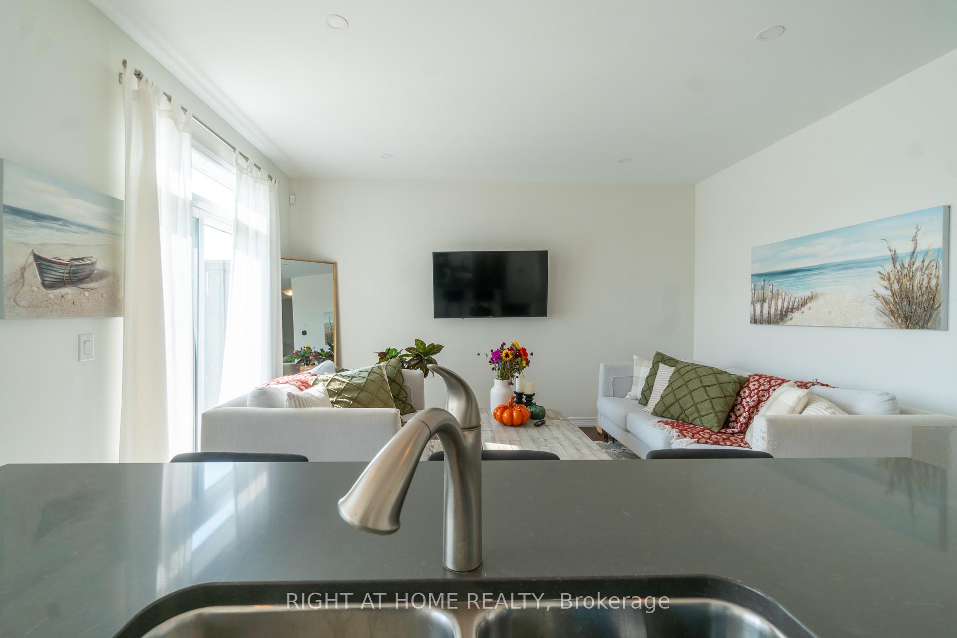 Photo 8 of 21 Lamb Crescent, Thorold, Hurricane/Merrittville — HOMEH