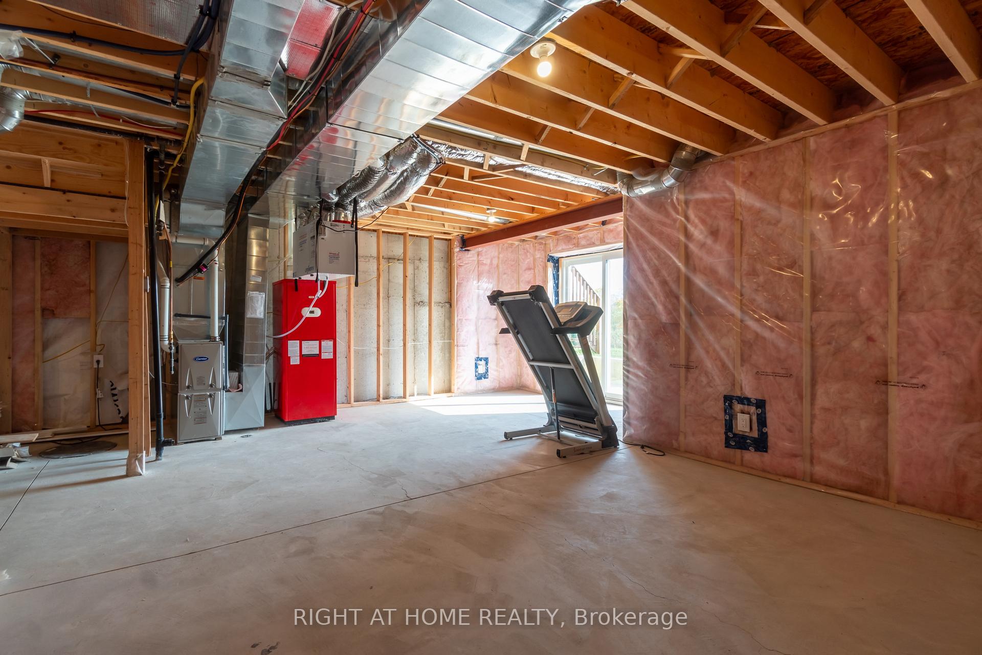 Photo 29 of 21 Lamb Crescent, Thorold, Hurricane/Merrittville — HOMEH