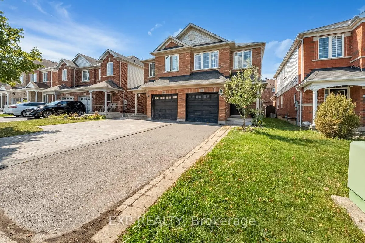 Photo 2 of 48 Unsworth Crescent, Ajax, Northwest Ajax — HOMEH
