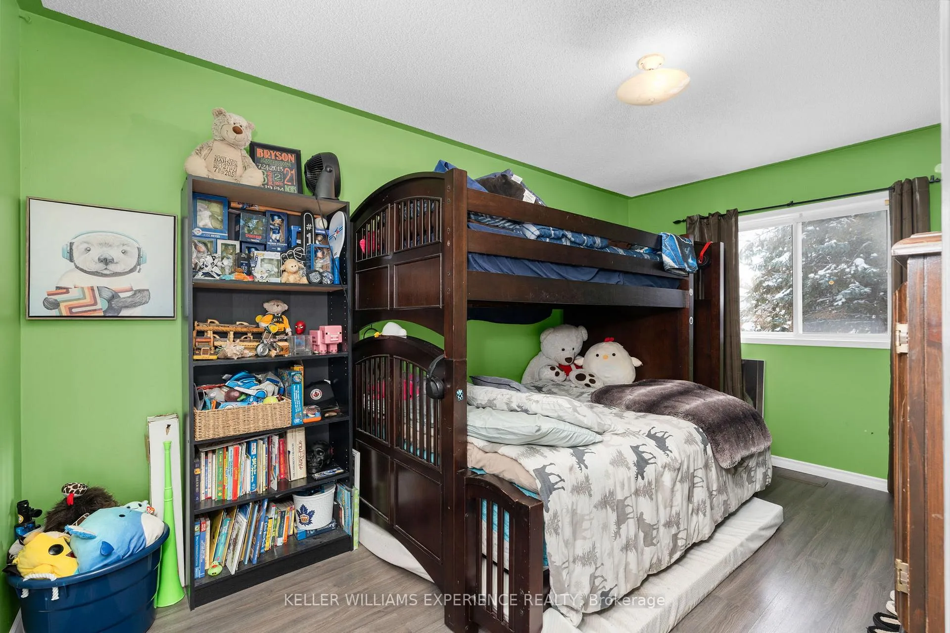 Photo 7 of 13 Kate Aitken Crescent, New Tecumseth, Beeton — HOMEH