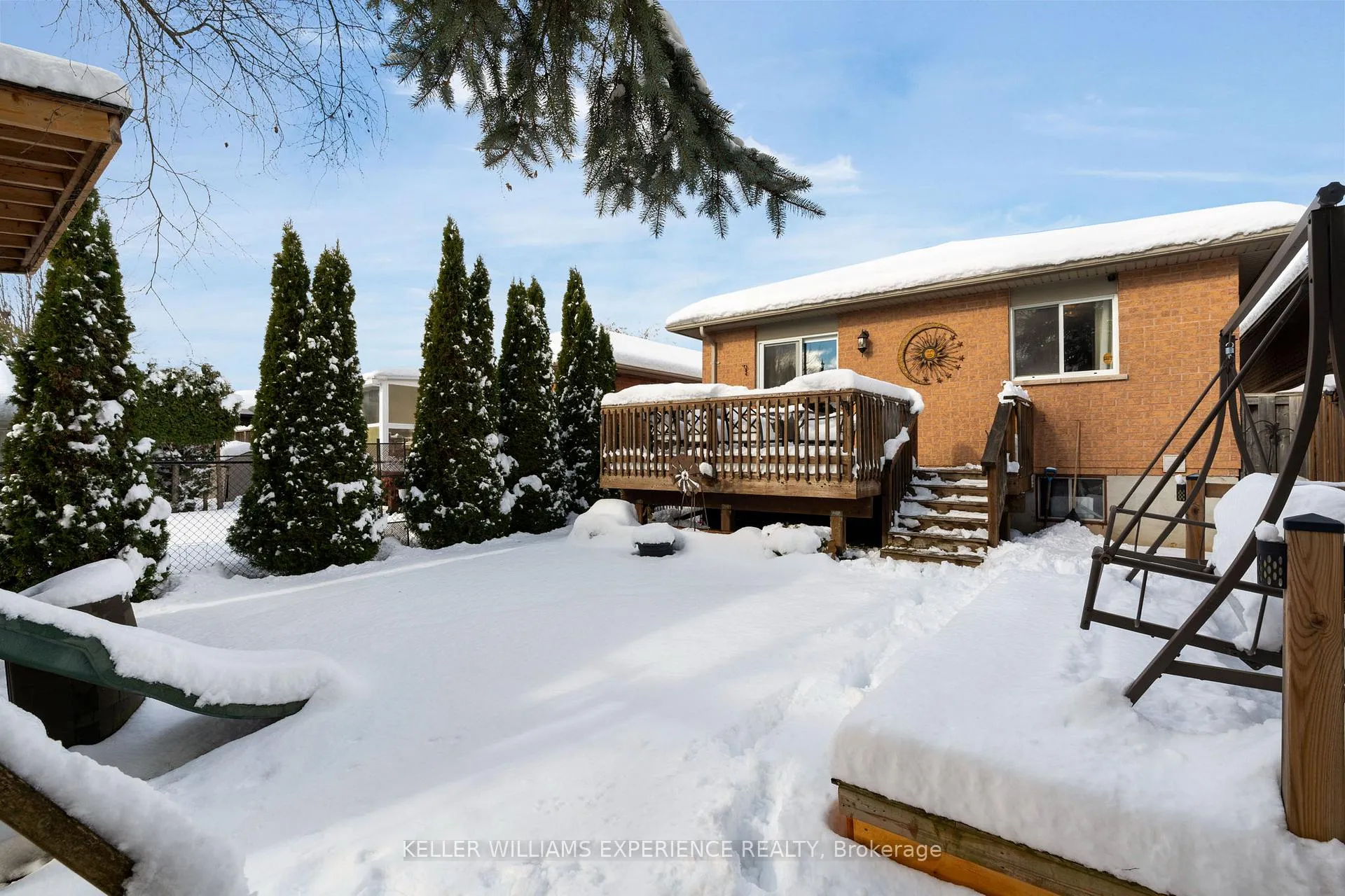 Photo 16 of 13 Kate Aitken Crescent, New Tecumseth, Beeton — HOMEH