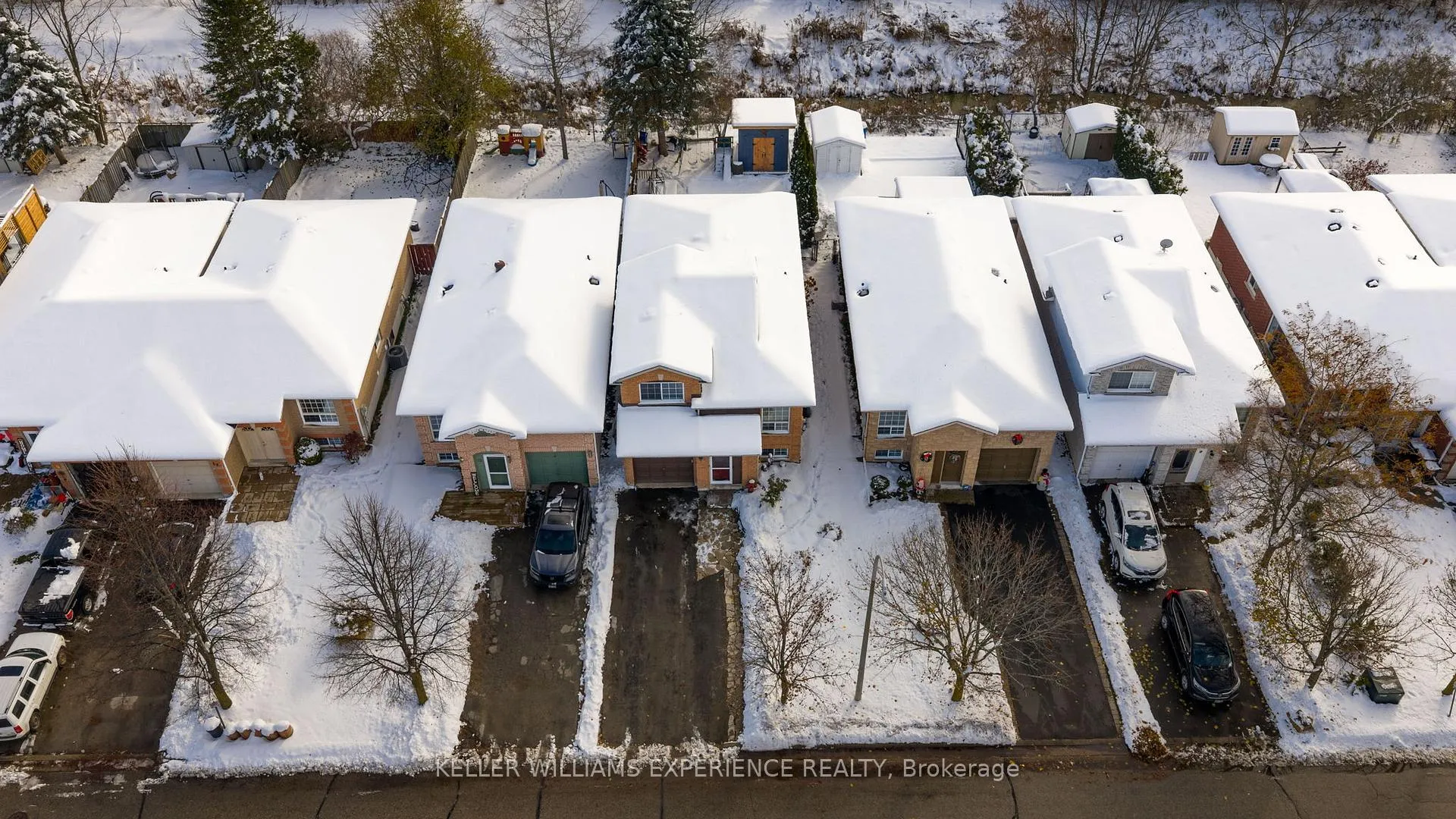 Photo 20 of 13 Kate Aitken Crescent, New Tecumseth, Beeton — HOMEH