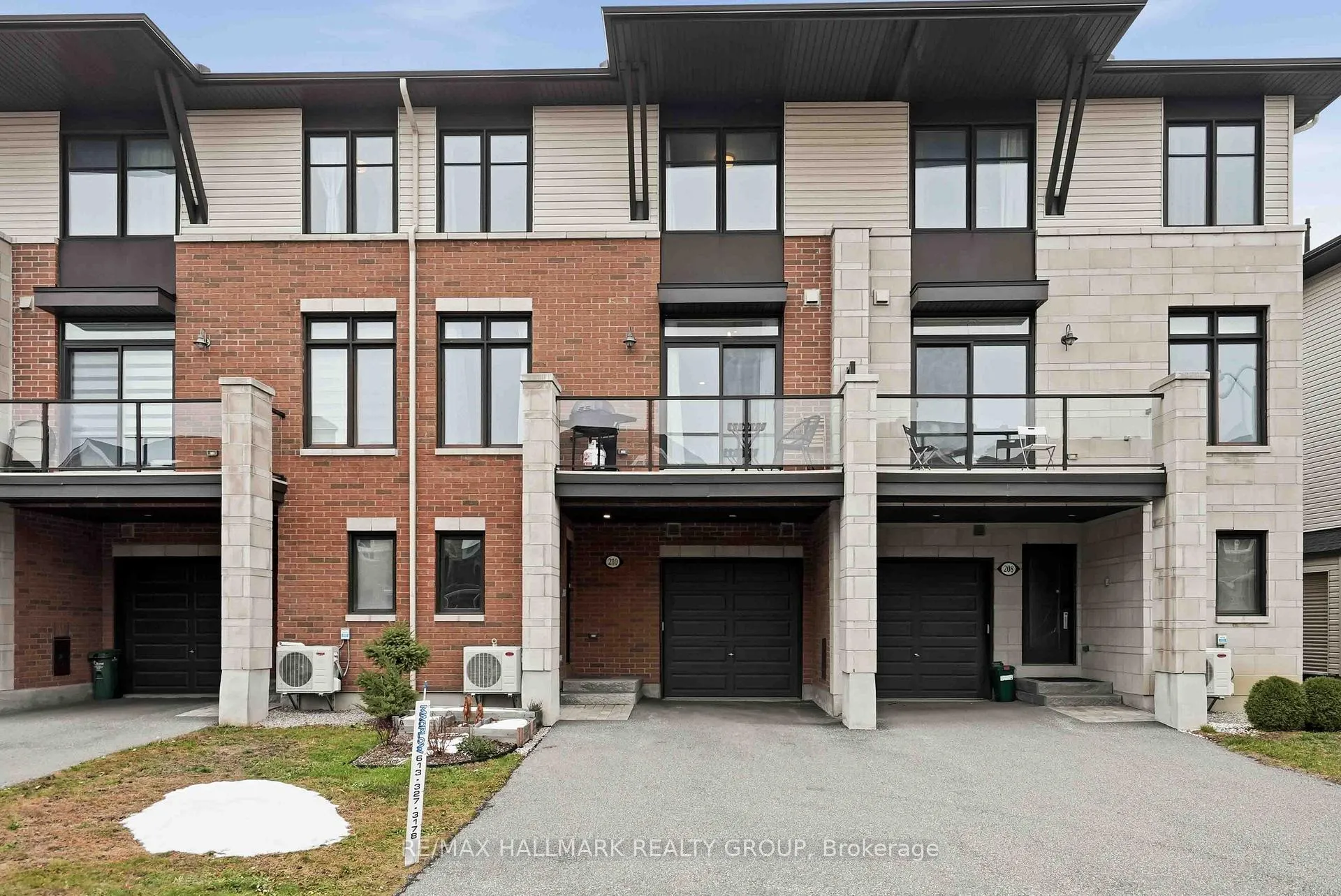 Photo 1 of 210 Hawkmere Way, Ottawa, Blossom Park/Kemp Park/Findlay Creek — HOMEH