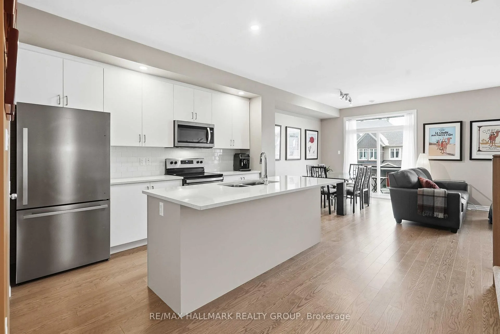 Photo 10 of 210 Hawkmere Way, Ottawa, Blossom Park/Kemp Park/Findlay Creek — HOMEH